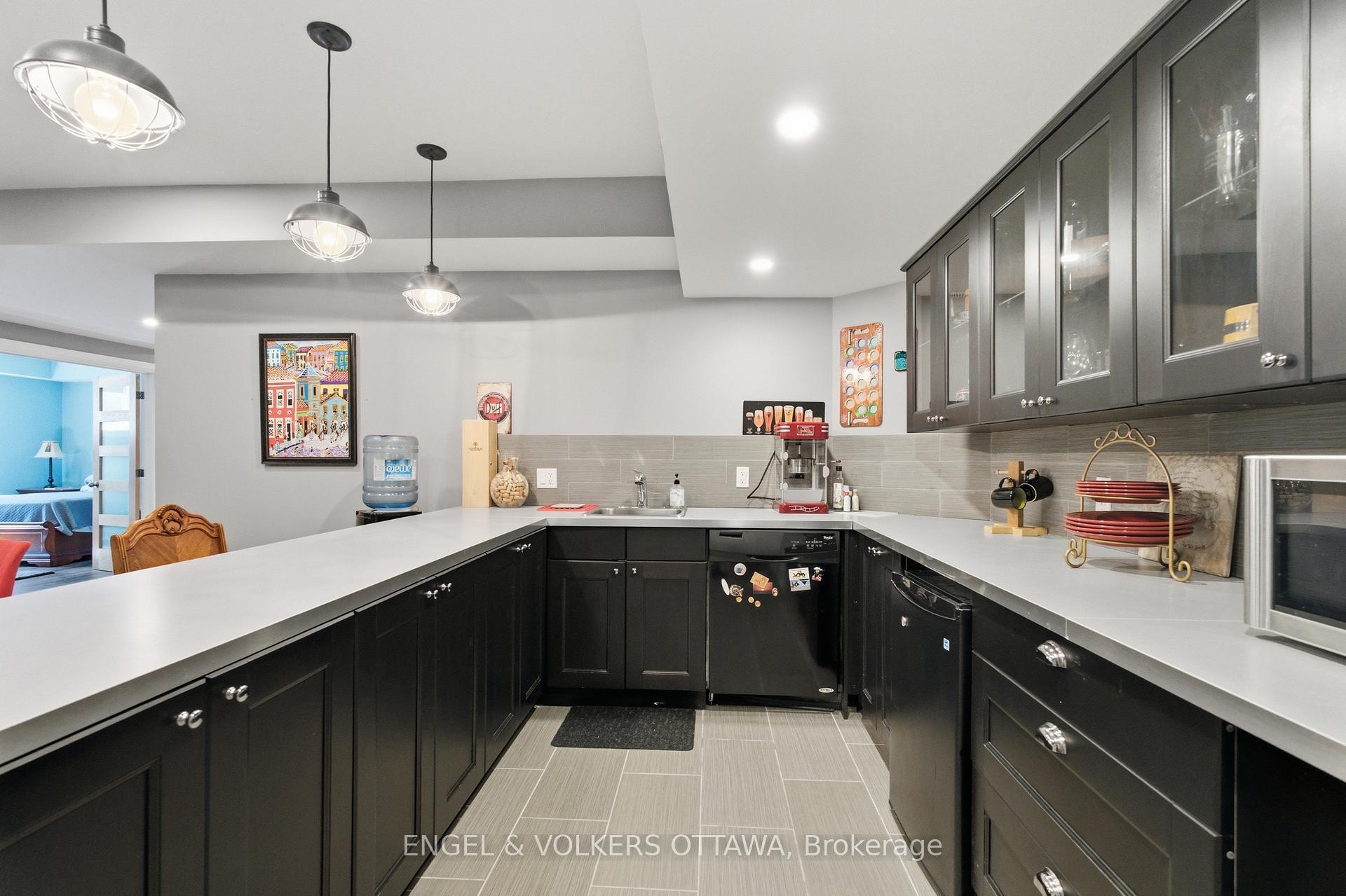 Photo 36 of 6622 Blossom Trail Drive, Ottawa, Greely — HOMEH
