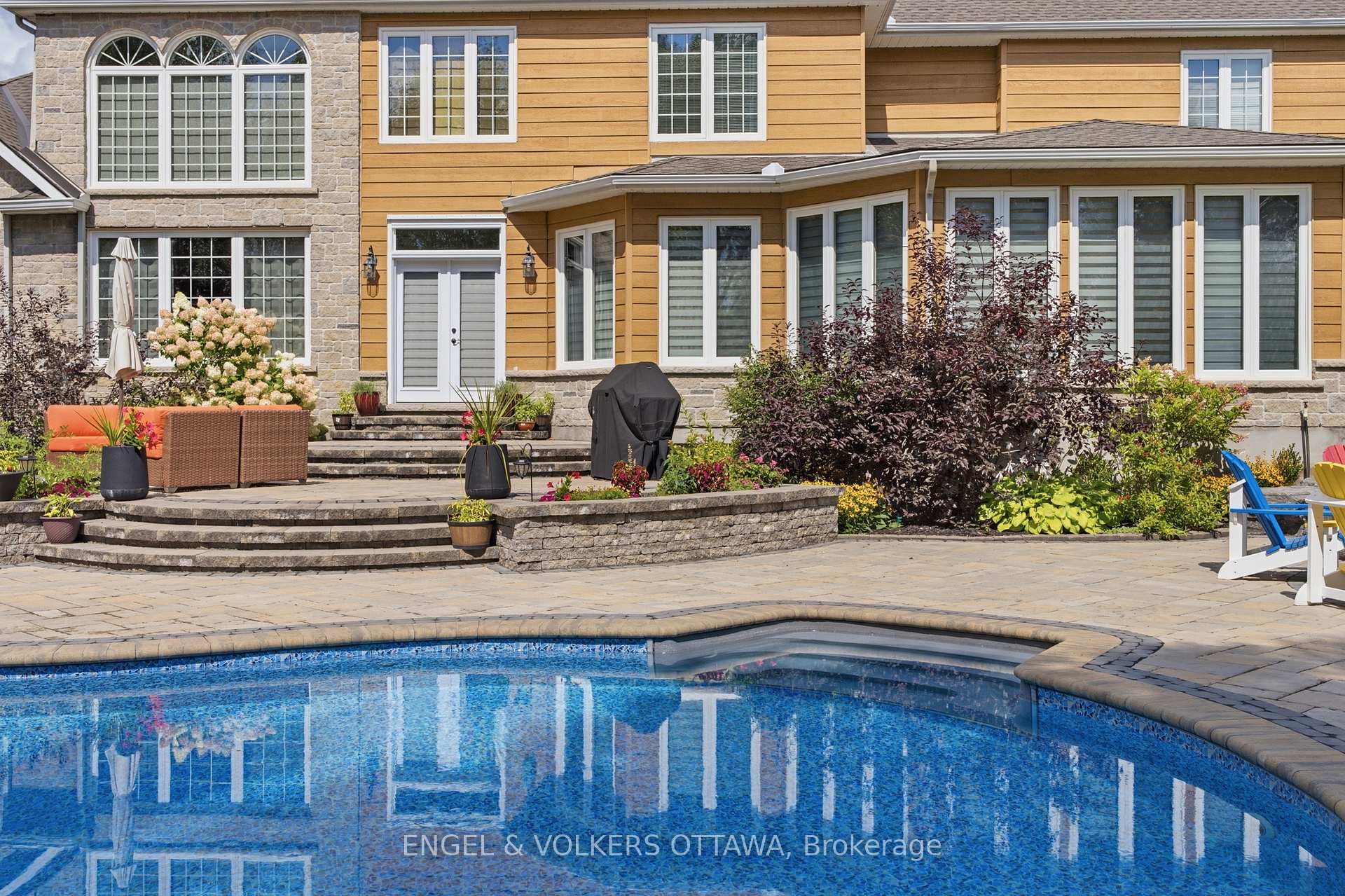 Photo 43 of 6622 Blossom Trail Drive, Ottawa, Greely — HOMEH