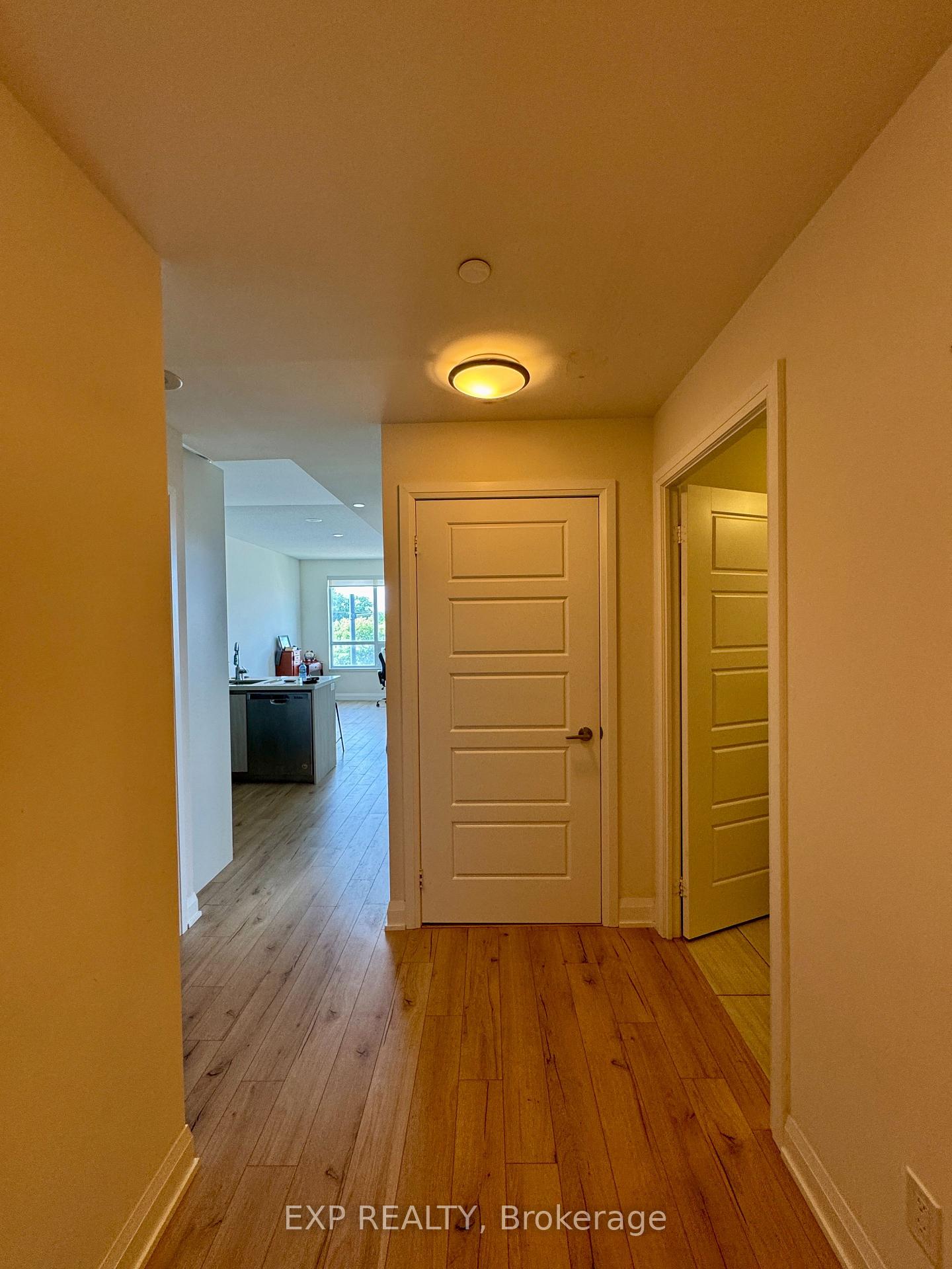 Photo 12 of Unit 321, 25 Water Walk Drive, Markham, Unionville — HOMEH