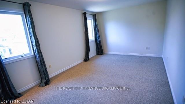 Photo 9 of 926 Grenfell Drive, London, North C — HOMEH