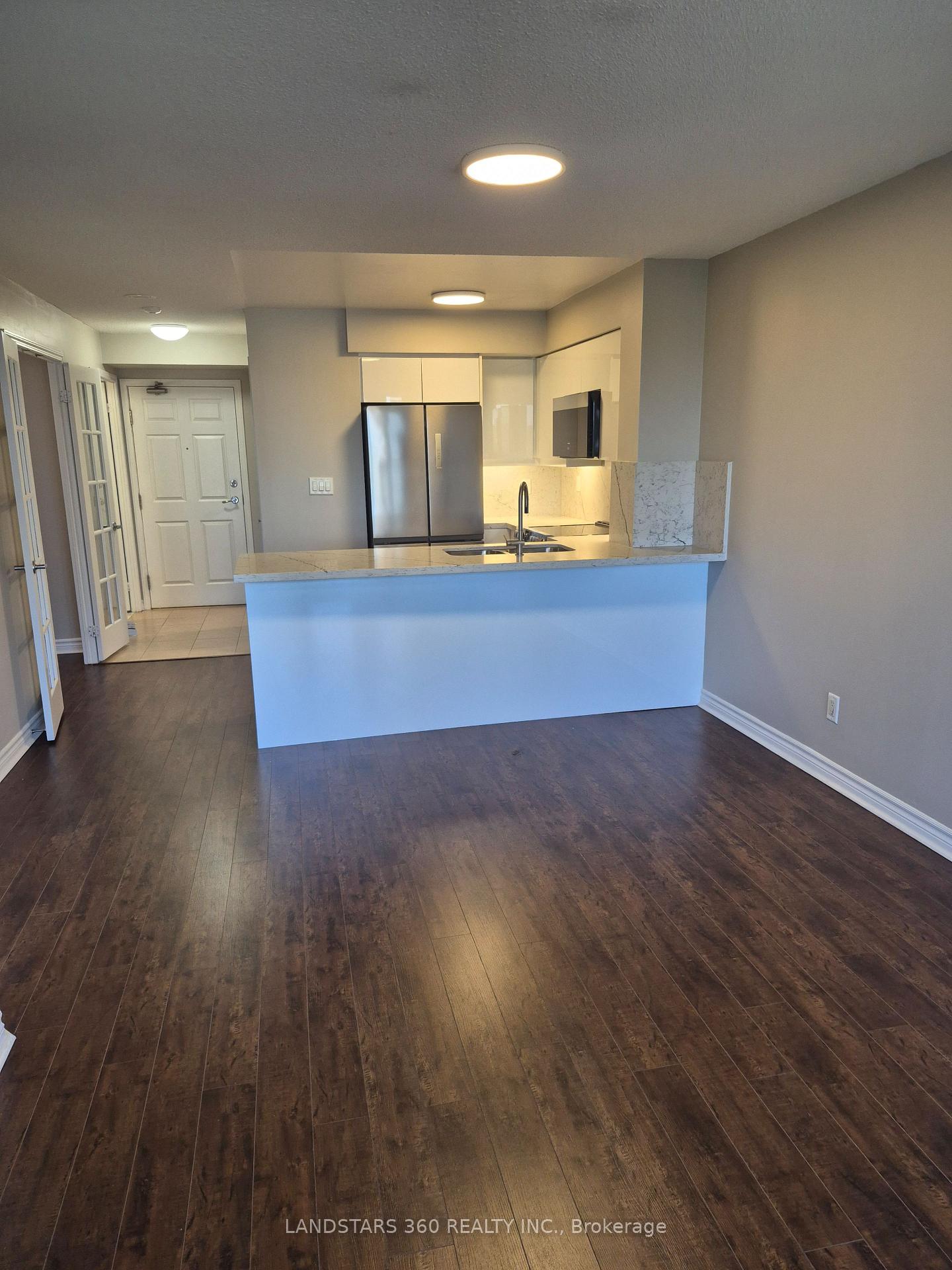 Photo 5 of Unit 607, 19 Barberry Place, North York, Bayview Village — HOMEH