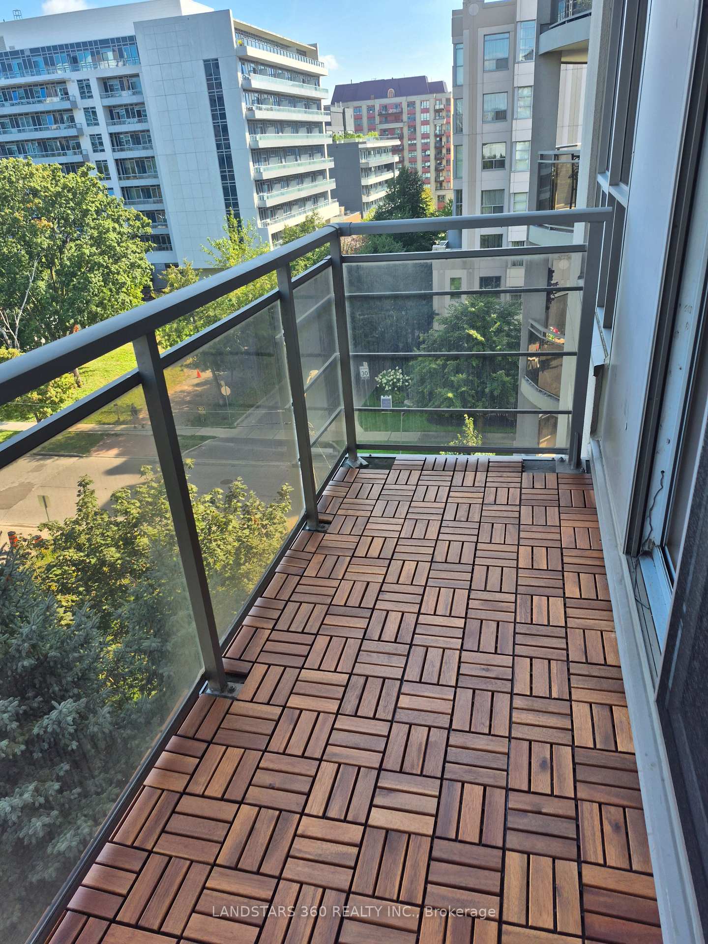 Photo 14 of Unit 607, 19 Barberry Place, North York, Bayview Village — HOMEH