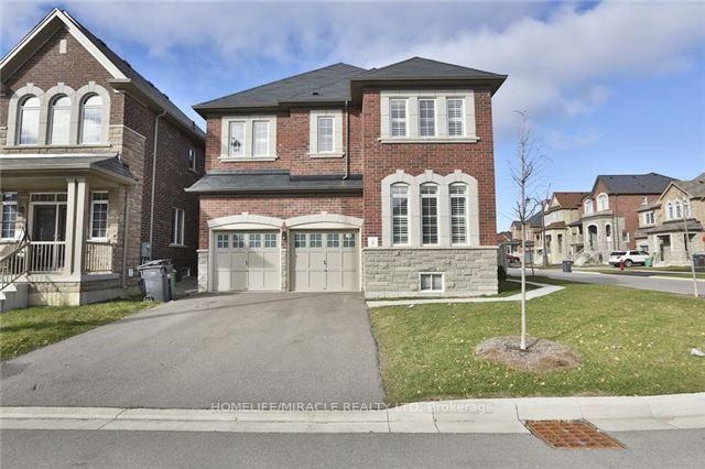 Photo 2 of 8 Arrowstone Court, Brampton, Sandringham-Wellington — HOMEH
