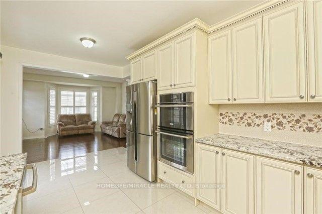 Photo 8 of 8 Arrowstone Court, Brampton, Sandringham-Wellington — HOMEH