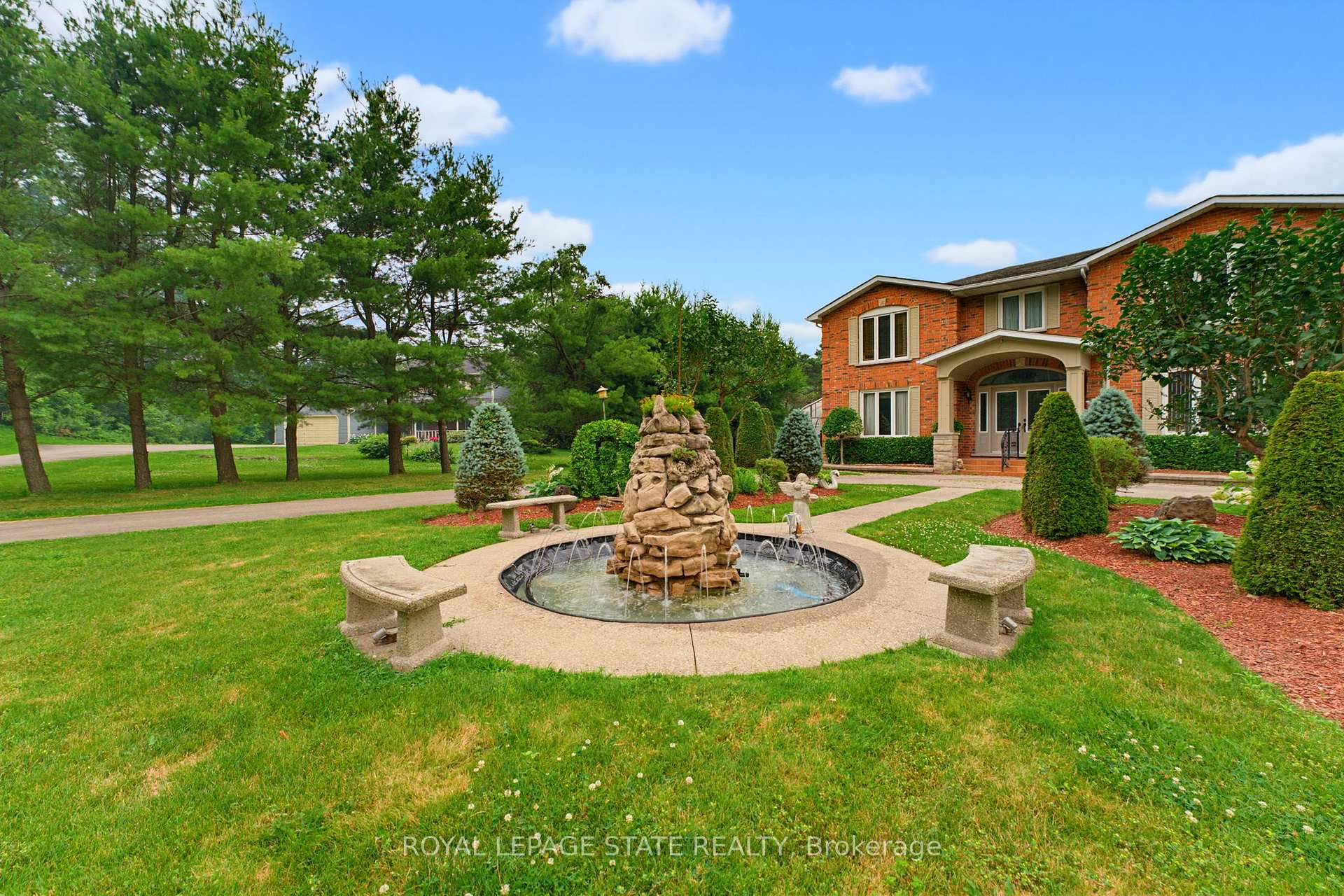 Photo 8 of 348 Shaver Road, Hamilton, Rural Ancaster — HOMEH