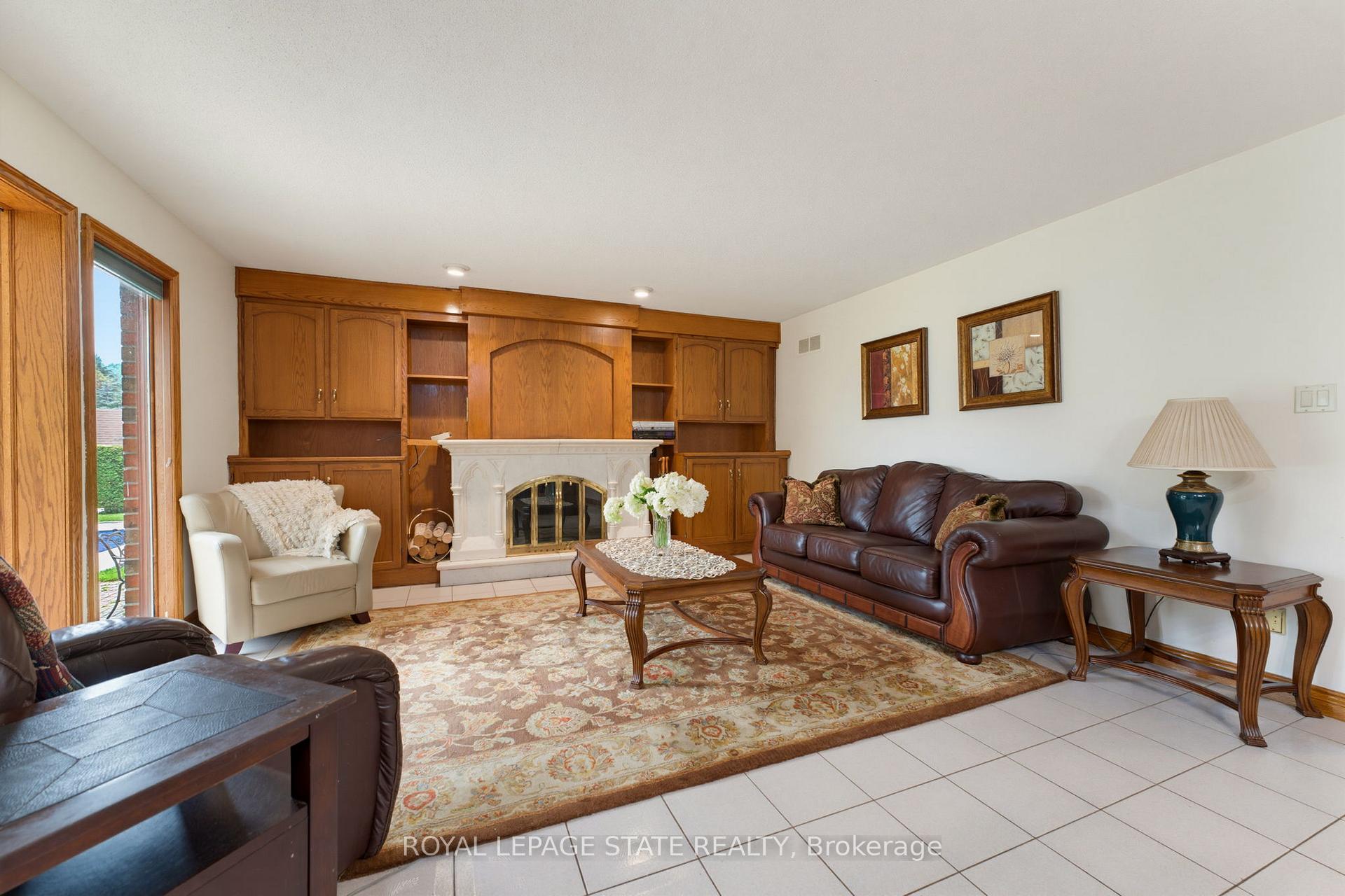 Photo 13 of 348 Shaver Road, Hamilton, Rural Ancaster — HOMEH