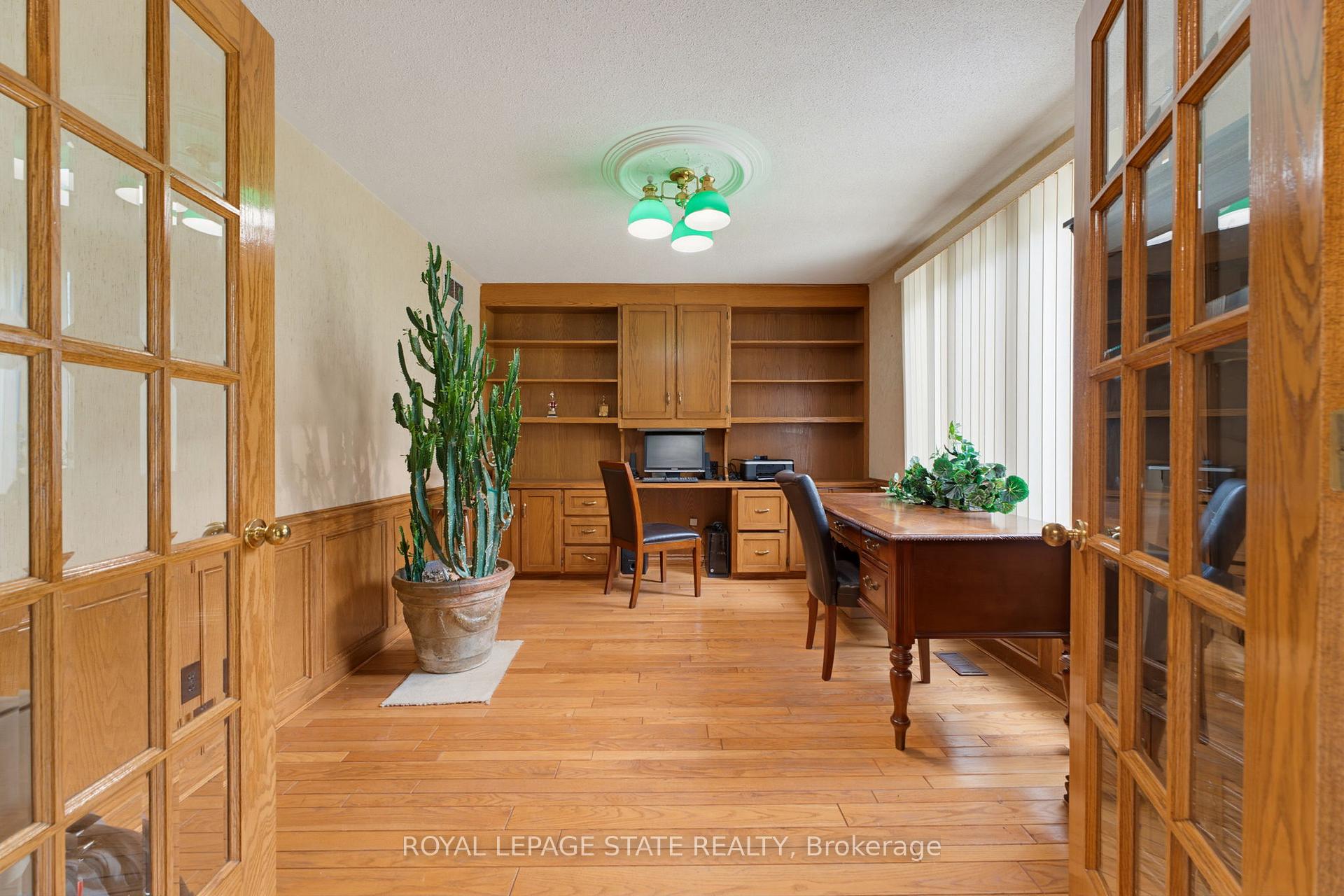 Photo 18 of 348 Shaver Road, Hamilton, Rural Ancaster — HOMEH