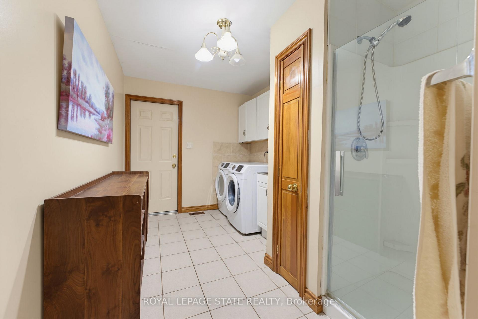 Photo 19 of 348 Shaver Road, Hamilton, Rural Ancaster — HOMEH