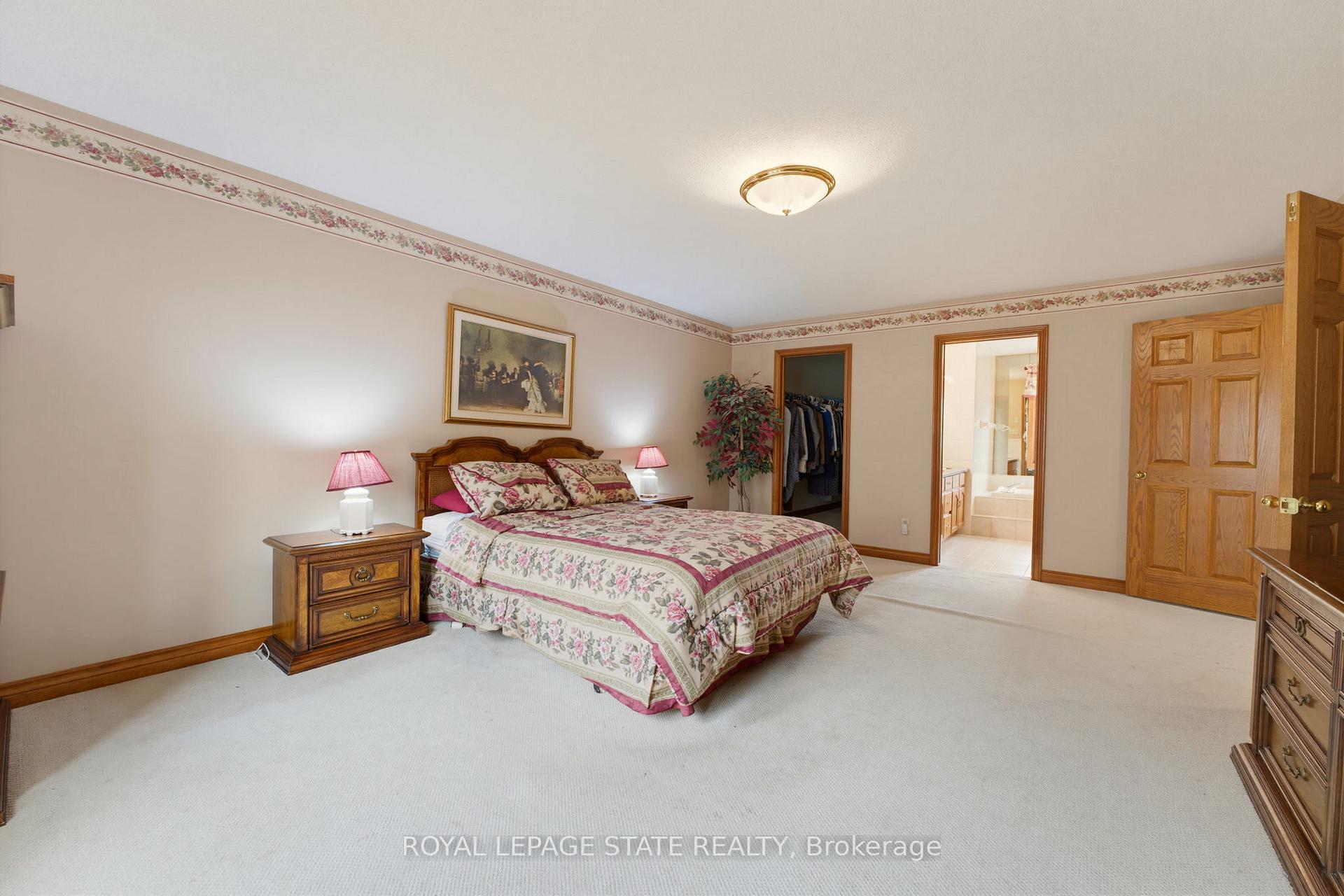 Photo 25 of 348 Shaver Road, Hamilton, Rural Ancaster — HOMEH