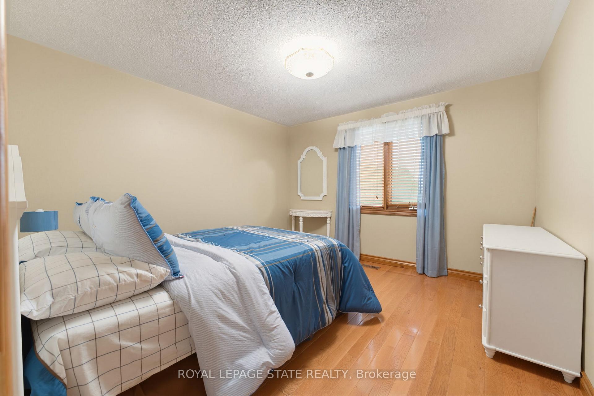 Photo 30 of 348 Shaver Road, Hamilton, Rural Ancaster — HOMEH