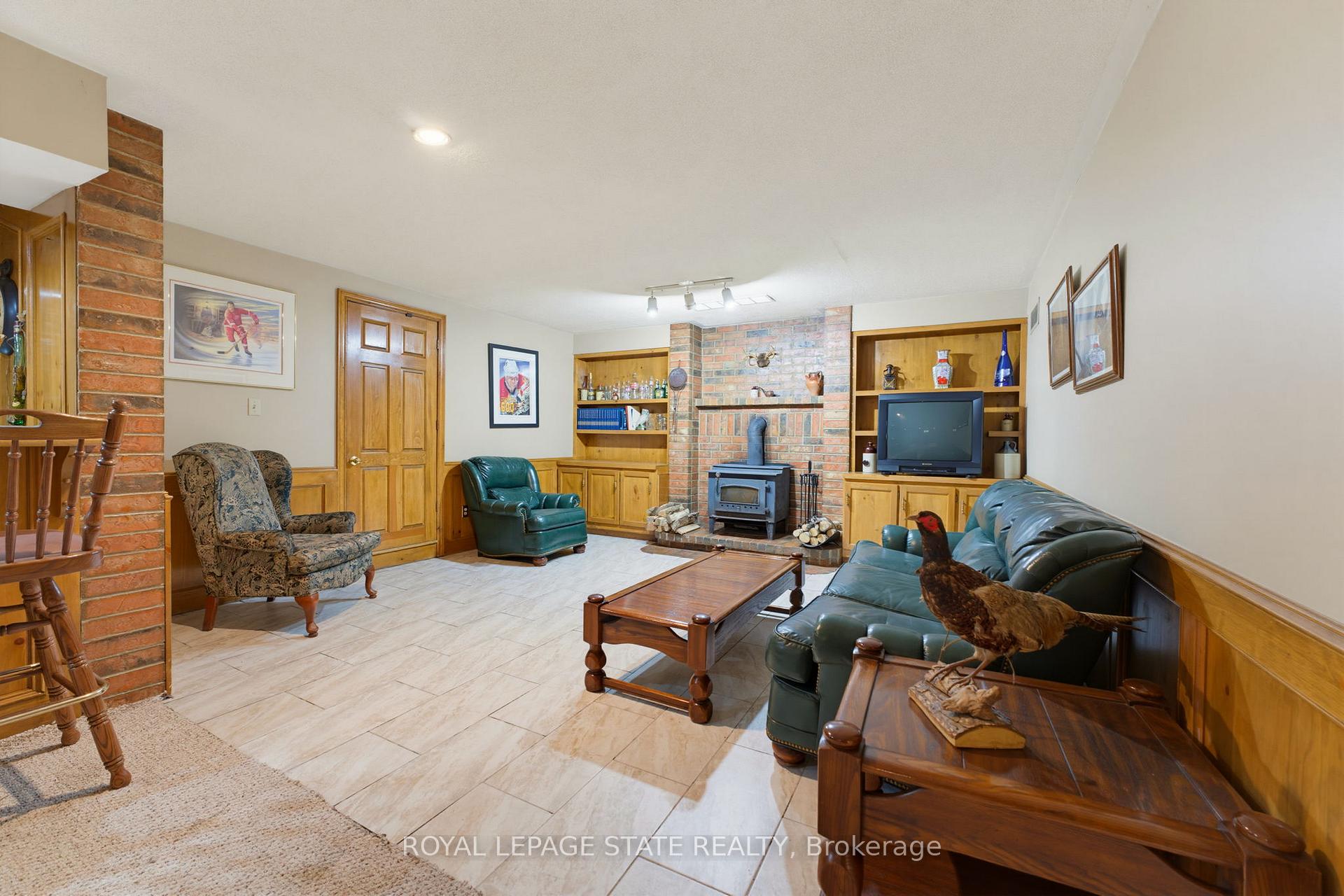 Photo 36 of 348 Shaver Road, Hamilton, Rural Ancaster — HOMEH