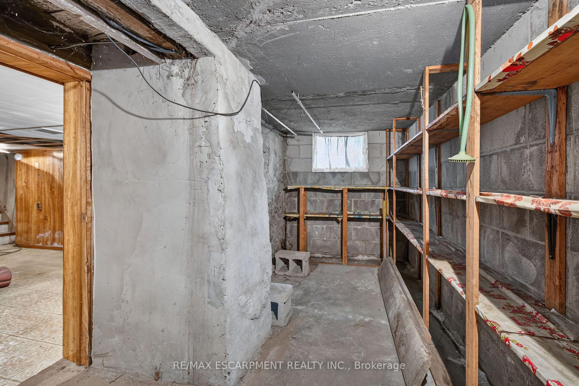 Photo 25 of 15 Kinrade Avenue, Hamilton, Stipley — HOMEH