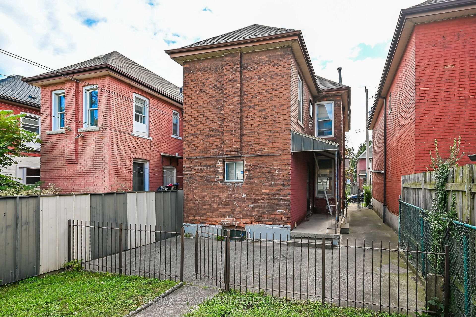 Photo 33 of 15 Kinrade Avenue, Hamilton, Stipley — HOMEH