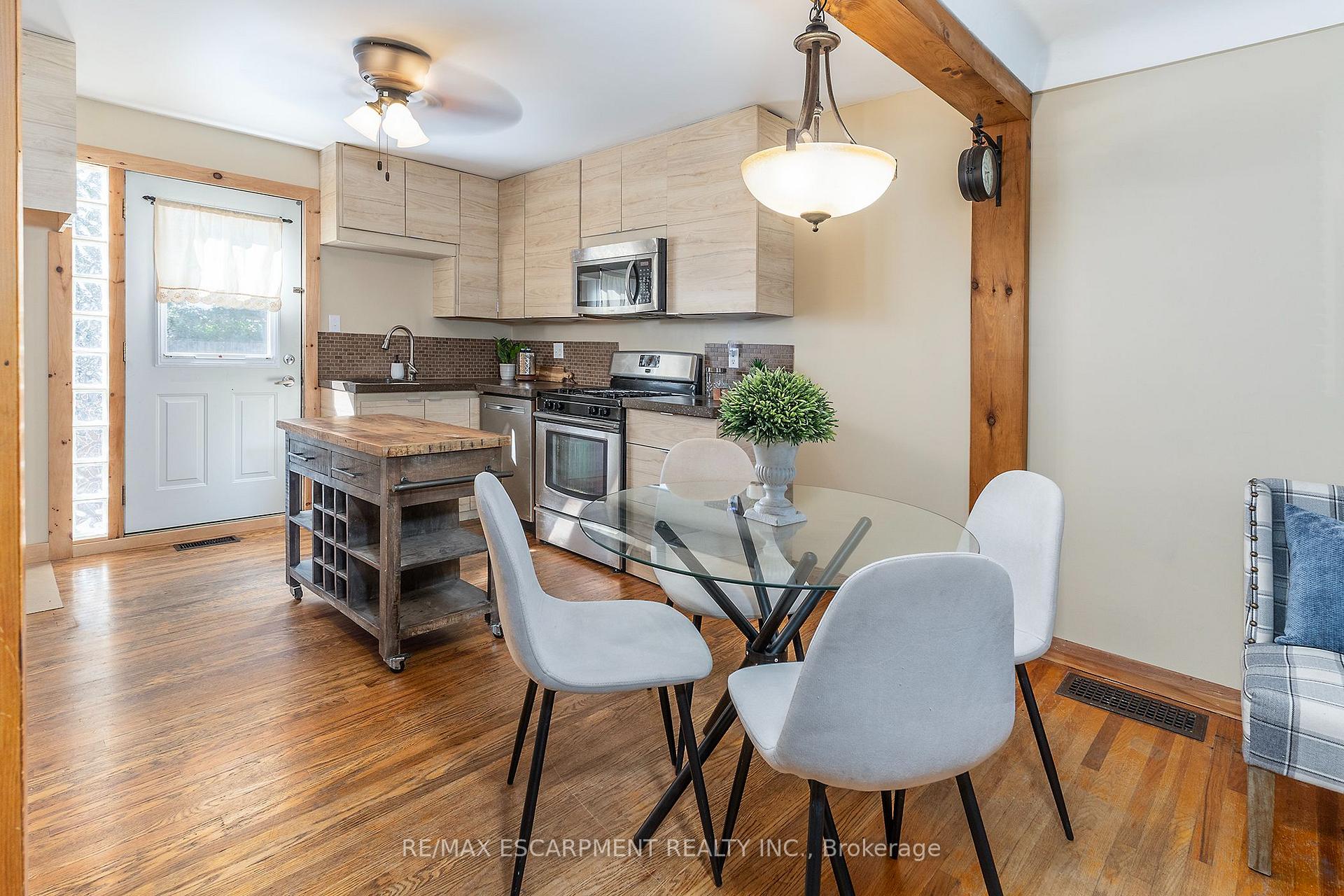Photo 6 of 274 East 38th Street, Hamilton, Raleigh — HOMEH