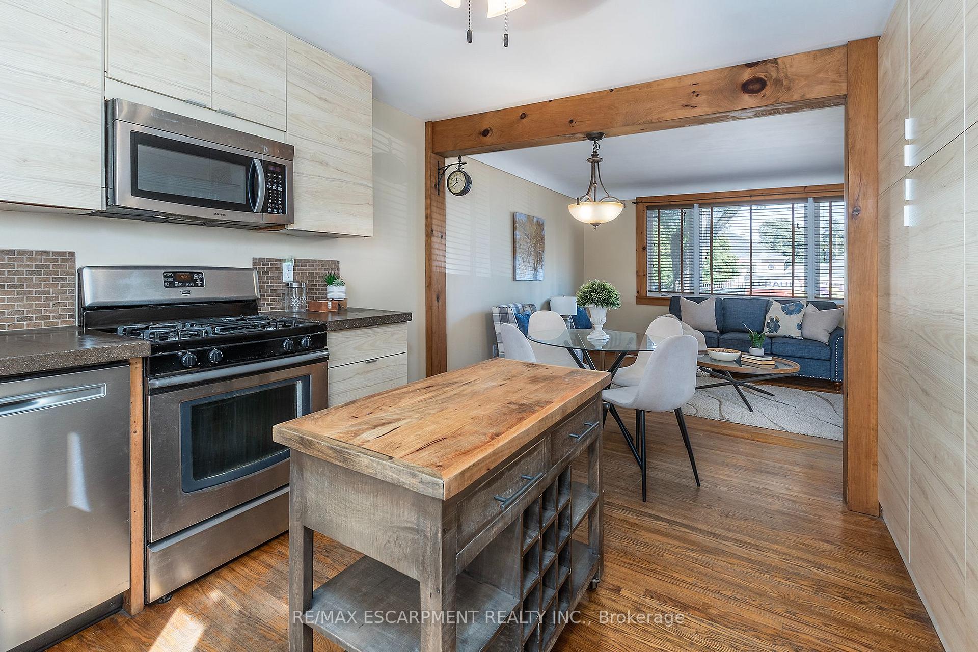 Photo 8 of 274 East 38th Street, Hamilton, Raleigh — HOMEH