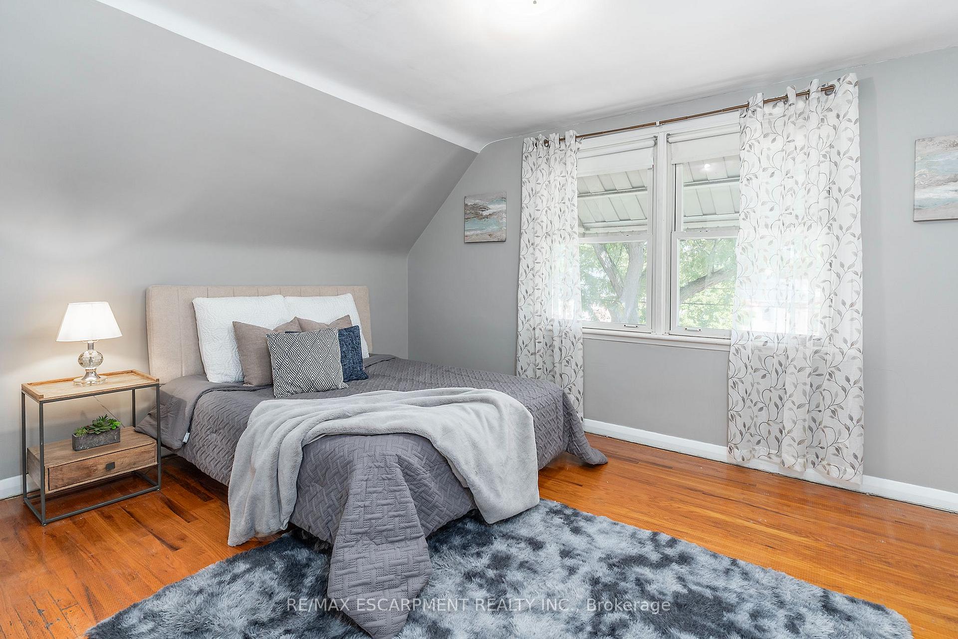 Photo 12 of 274 East 38th Street, Hamilton, Raleigh — HOMEH