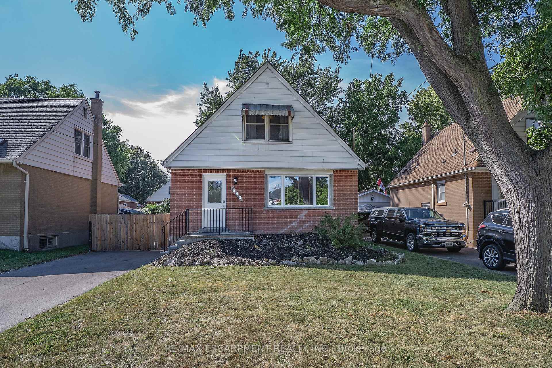 Photo 20 of 274 East 38th Street, Hamilton, Raleigh — HOMEH