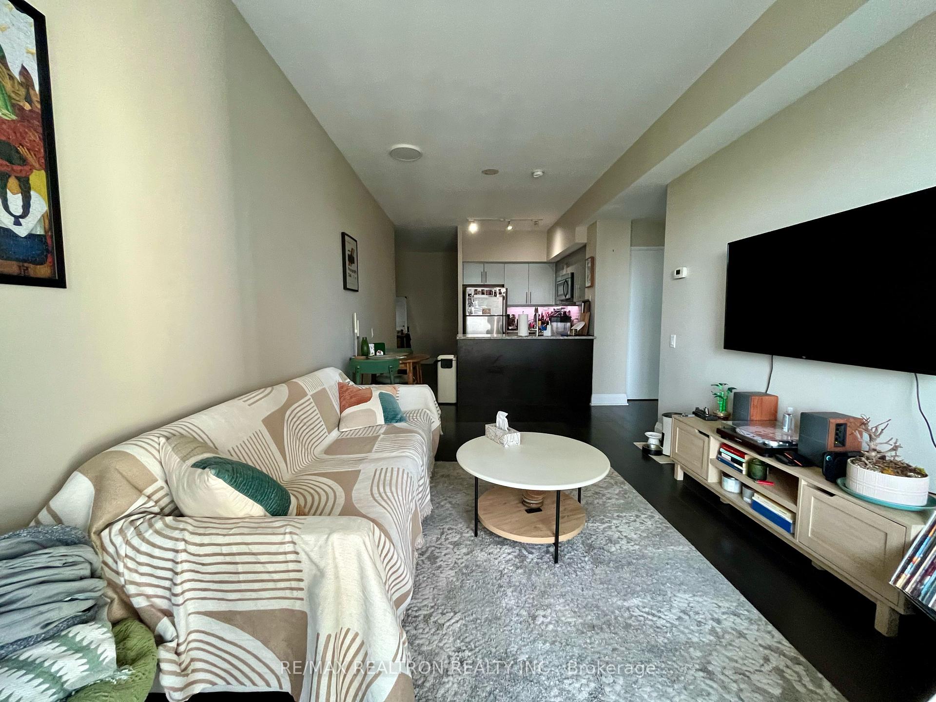 Photo 2 of Unit 1506, 83 Redpath Avenue S, Toronto, Mount Pleasant West — HOMEH