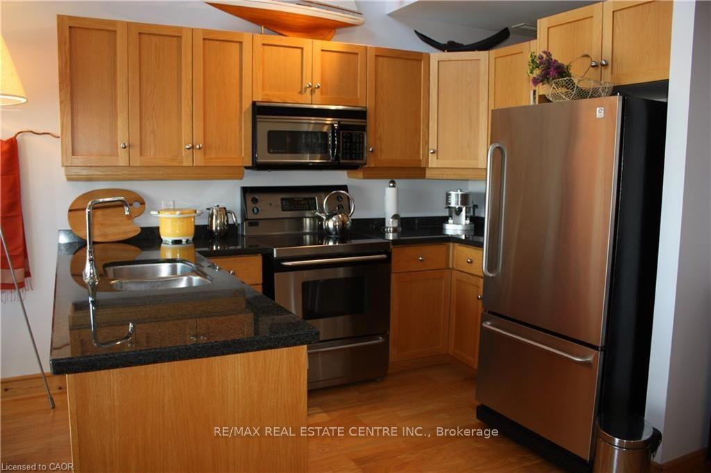 Photo 5 of Unit 307, 3 Father David Bauer Drive, Waterloo, Uptown West — HOMEH