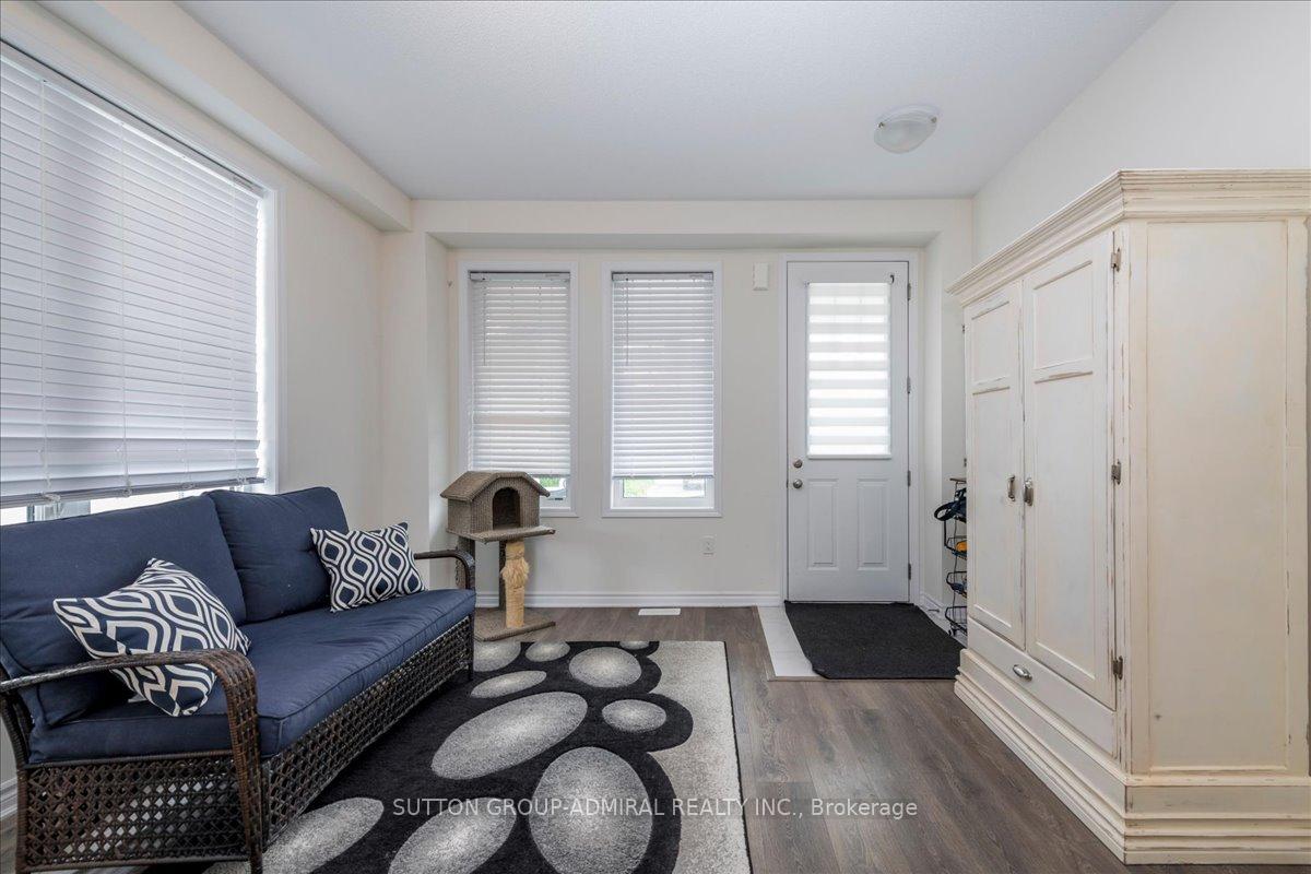 Photo 3 of 34 Abby Drive, Wasaga Beach — HOMEH
