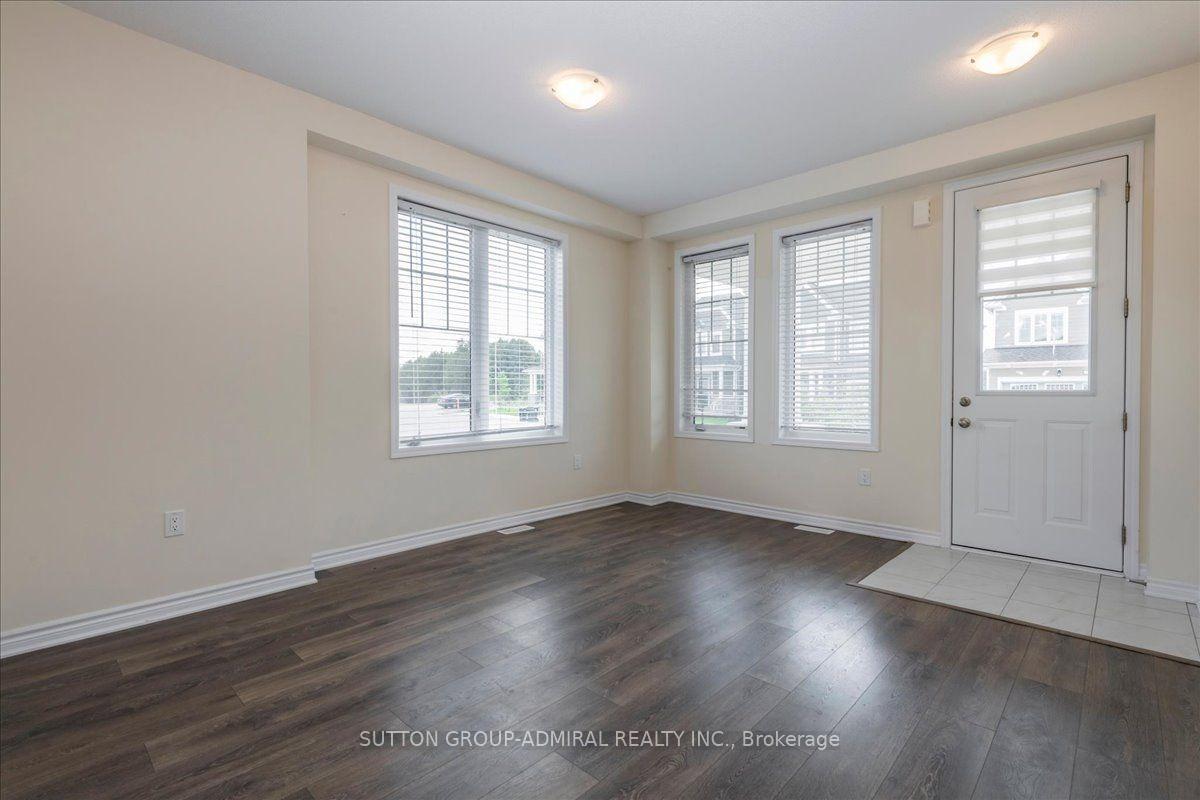 Photo 4 of 34 Abby Drive, Wasaga Beach — HOMEH