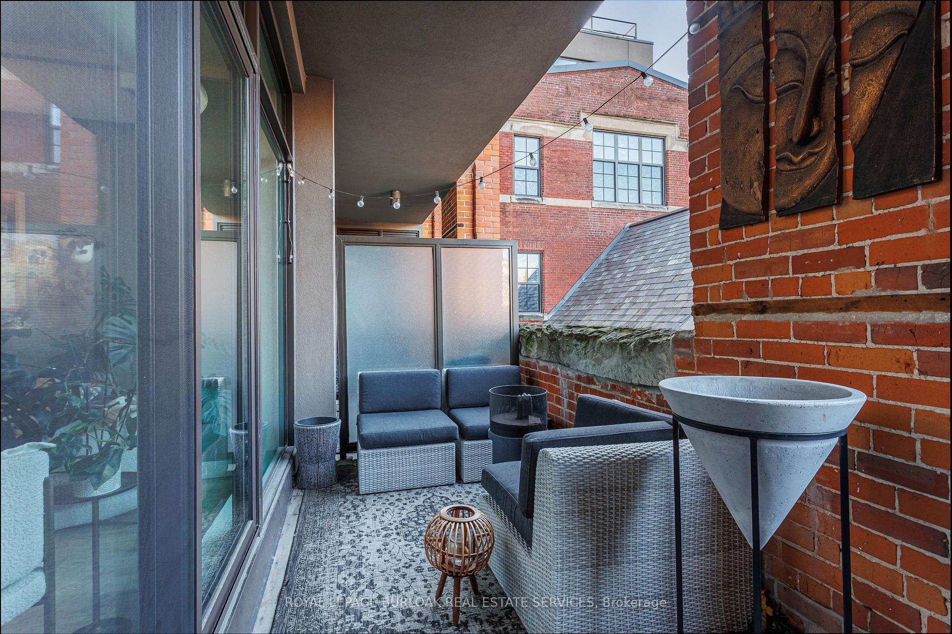 Photo 15 of Unit 208, 152 Annette Street, Toronto, Junction Area — HOMEH