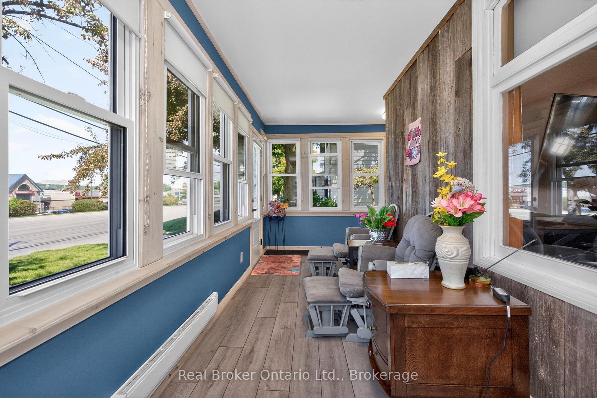 Photo 6 of 151 Main Street, Penetanguishene — HOMEH