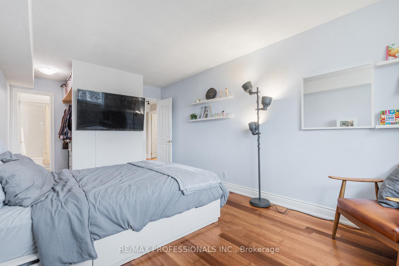 Photo 20 of Unit 313, 1275 Cornerbrook Place, Mississauga, Erindale — HOMEH
