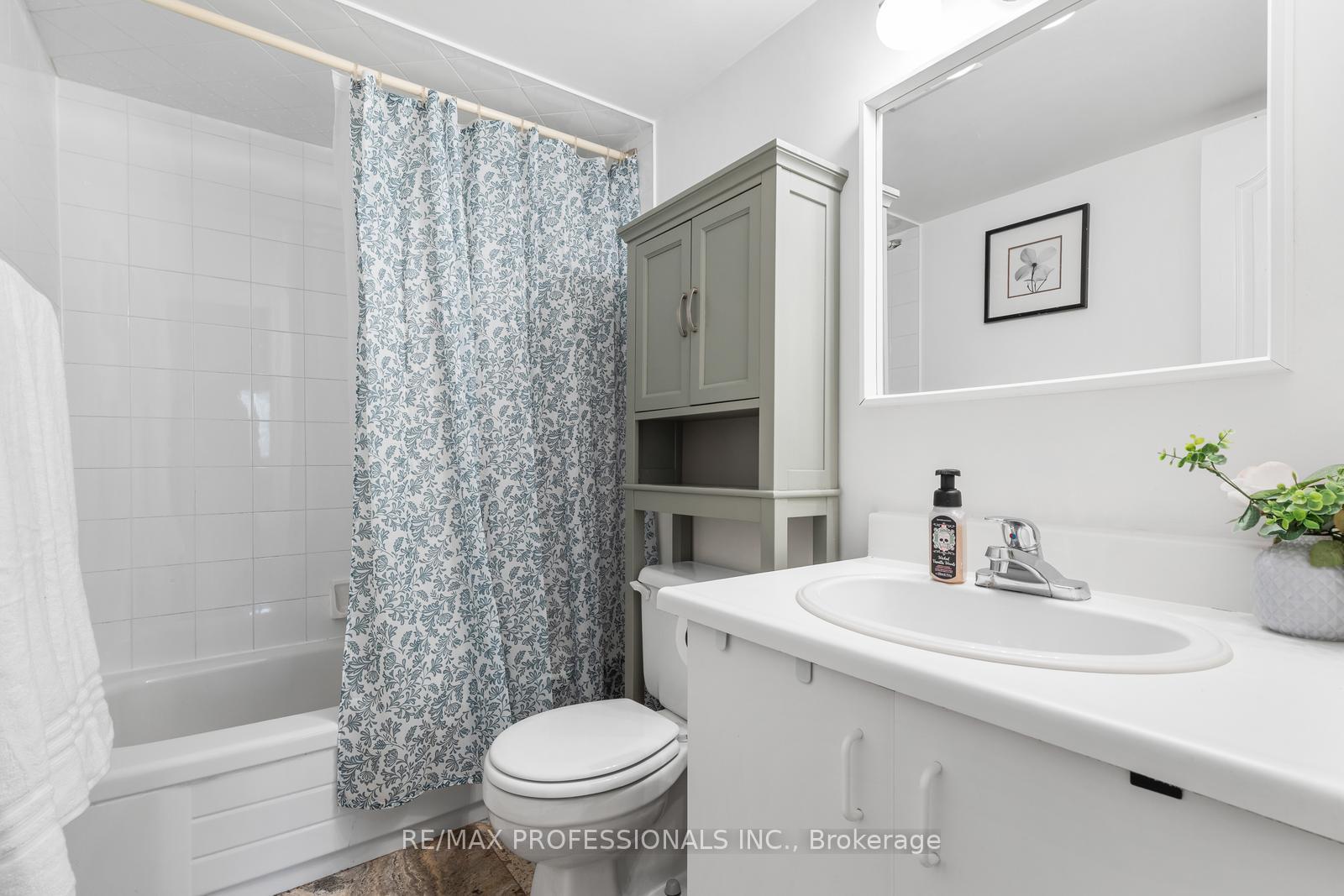 Photo 23 of Unit 313, 1275 Cornerbrook Place, Mississauga, Erindale — HOMEH