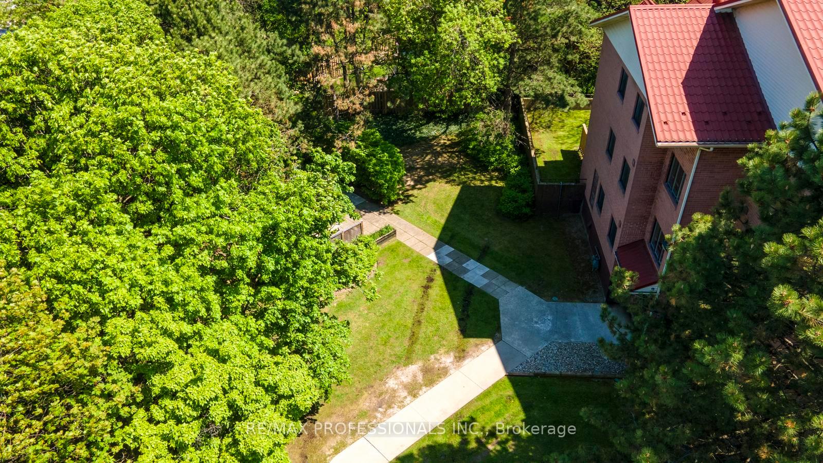 Photo 27 of Unit 313, 1275 Cornerbrook Place, Mississauga, Erindale — HOMEH