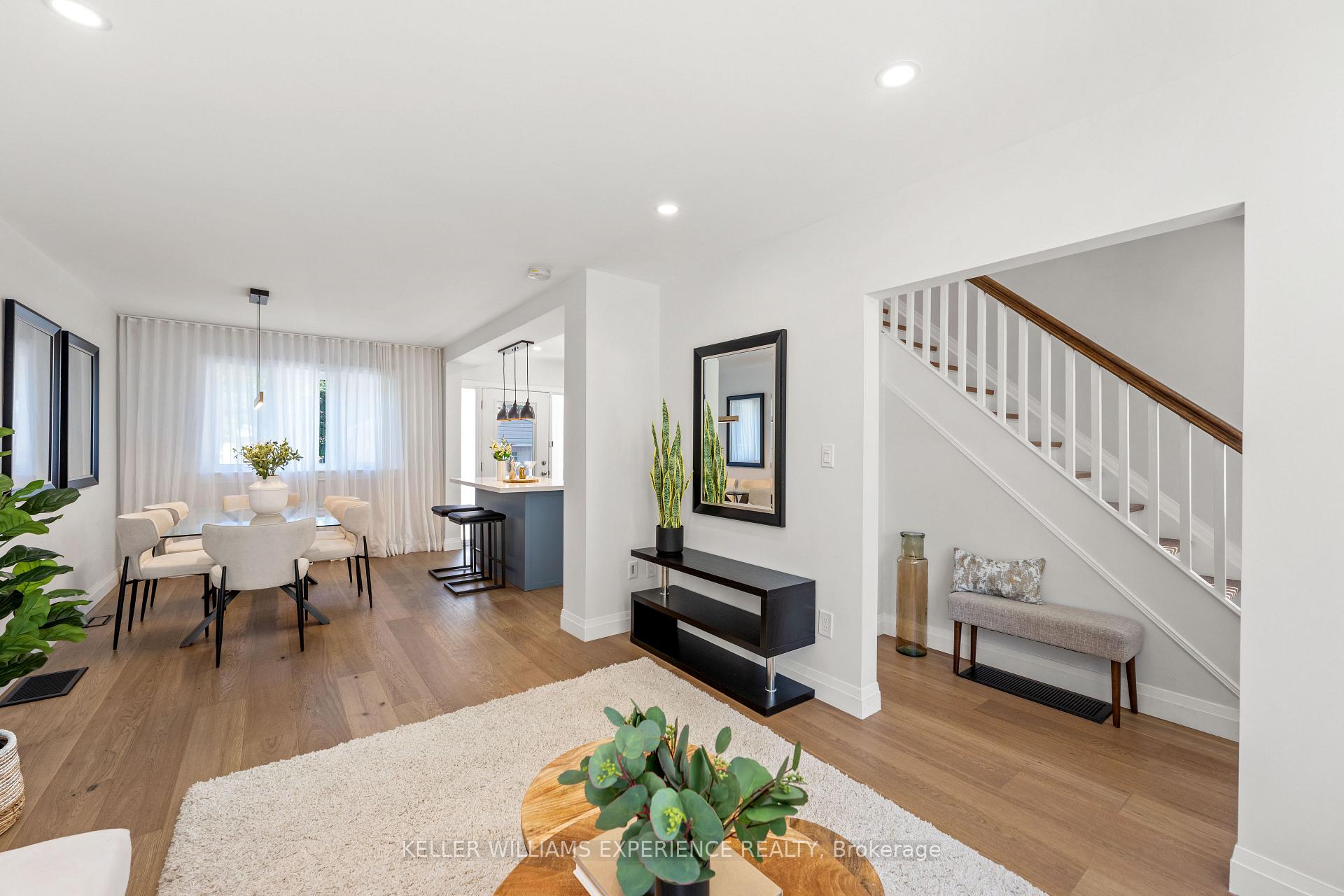 Photo 8 of 260 Donlea Drive, Toronto, Leaside — HOMEH