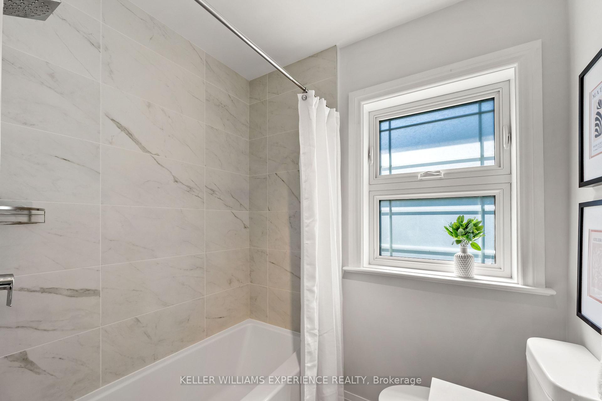 Photo 30 of 260 Donlea Drive, Toronto, Leaside — HOMEH