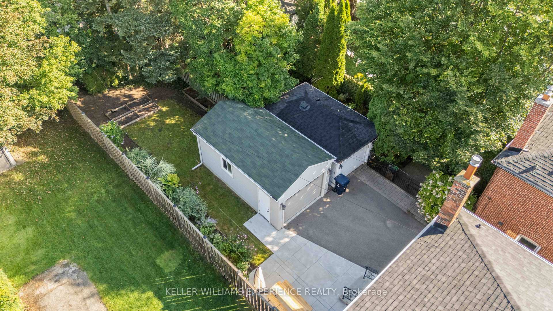 Photo 45 of 260 Donlea Drive, Toronto, Leaside — HOMEH