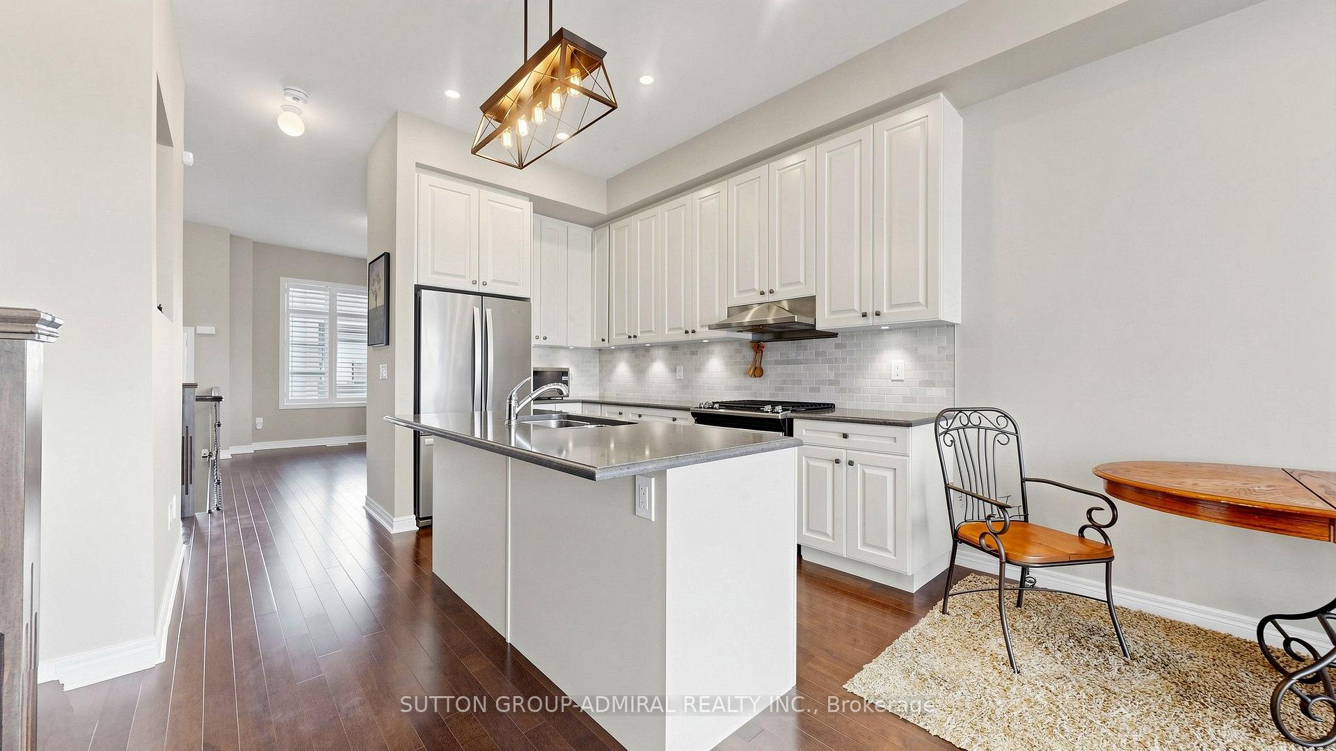 Photo 14 of 109 Laskin Drive, Vaughan, Patterson — HOMEH