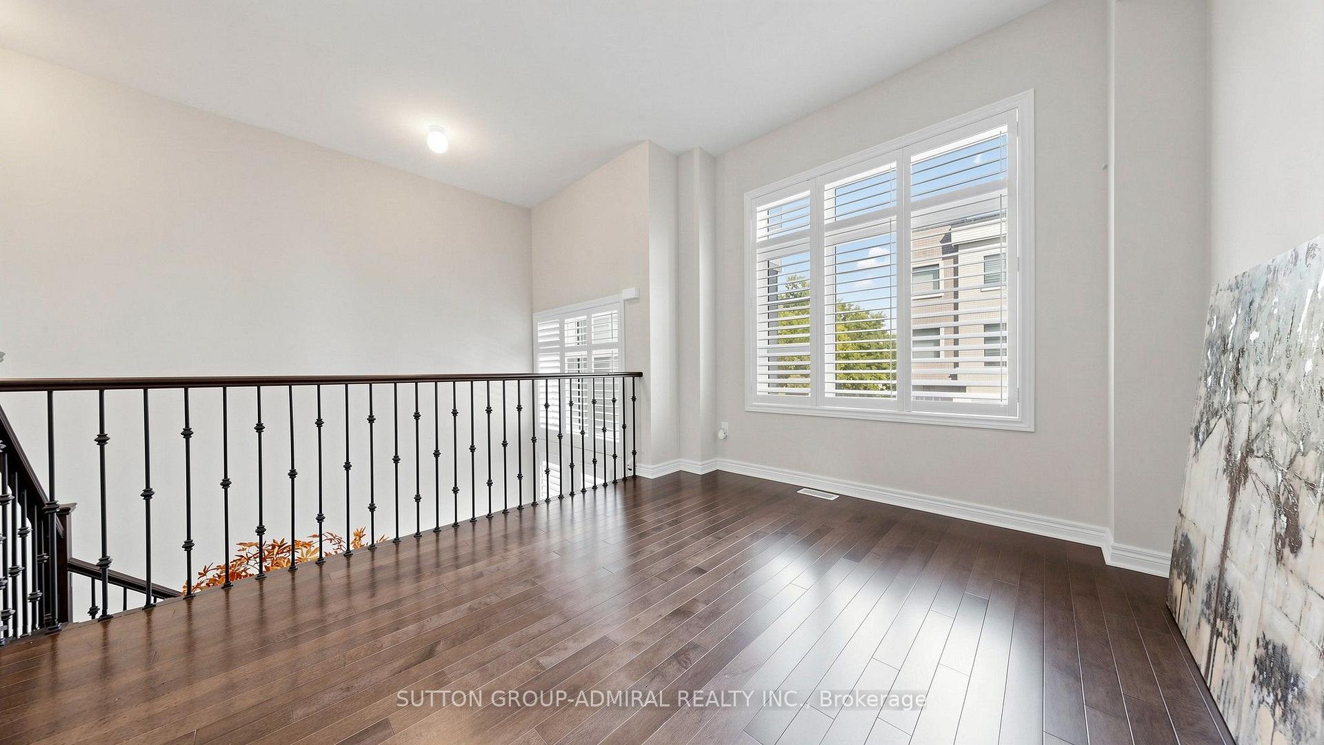 Photo 19 of 109 Laskin Drive, Vaughan, Patterson — HOMEH