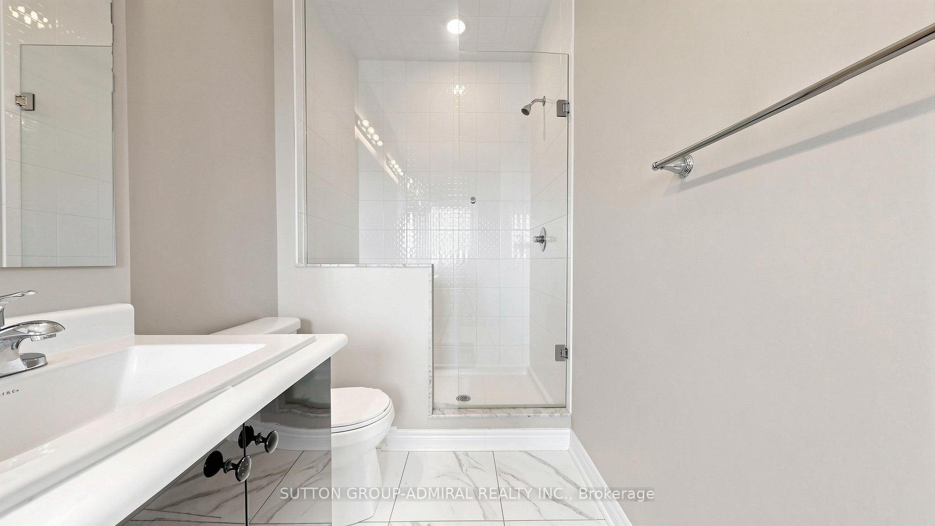 Photo 25 of 109 Laskin Drive, Vaughan, Patterson — HOMEH