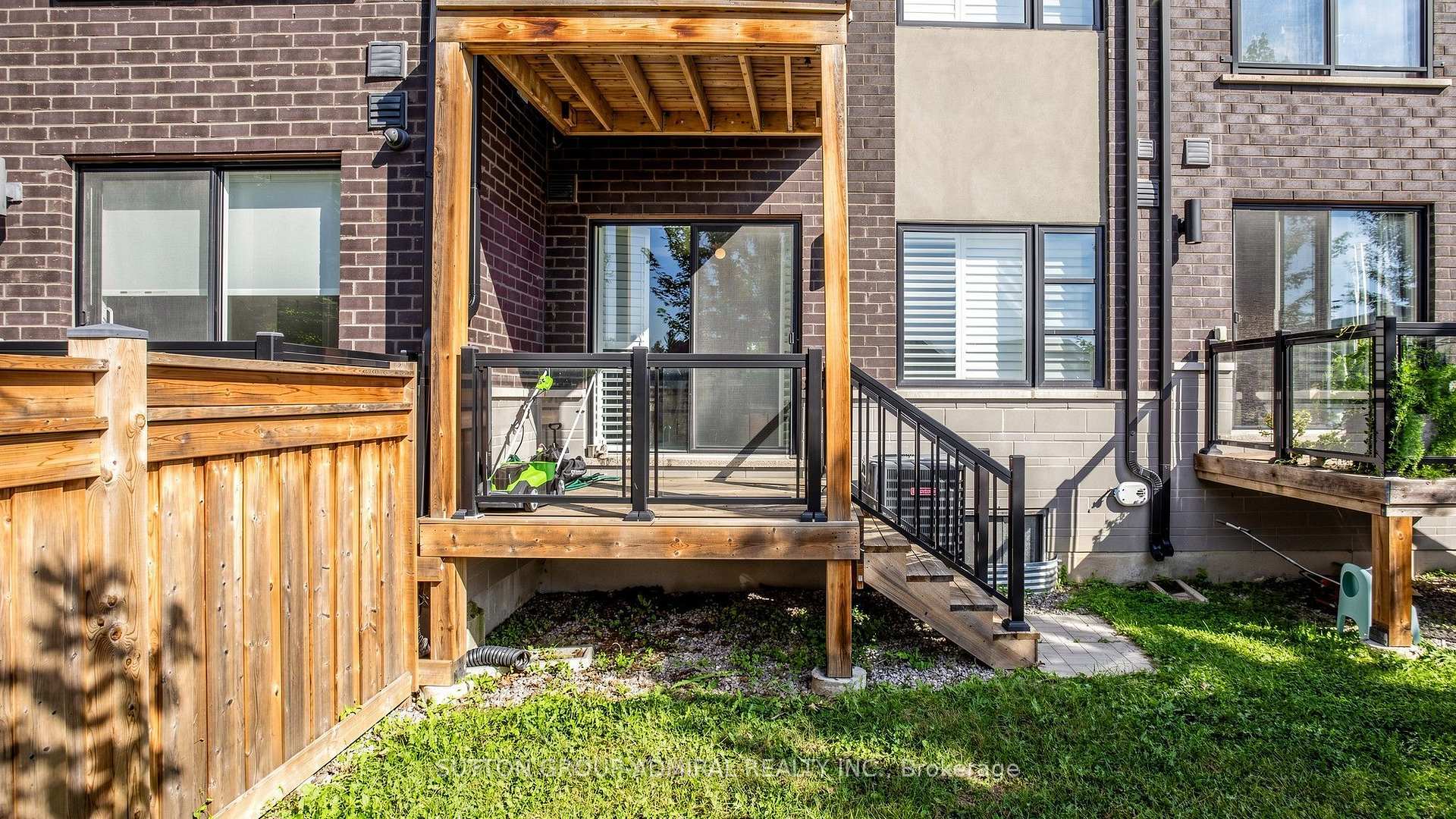 Photo 36 of 109 Laskin Drive, Vaughan, Patterson — HOMEH