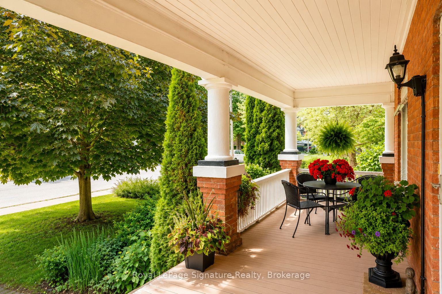 Photo 3 of 76 Trowbridge Street W, Meaford — HOMEH