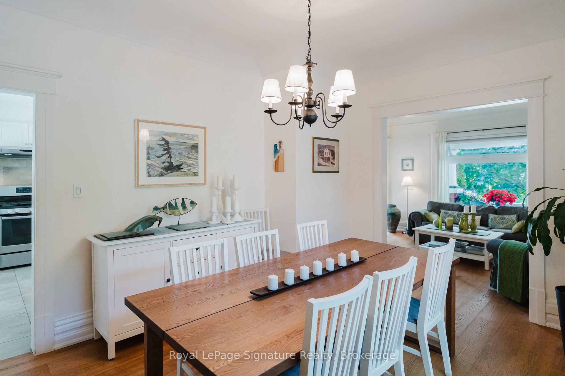 Photo 11 of 76 Trowbridge Street W, Meaford — HOMEH