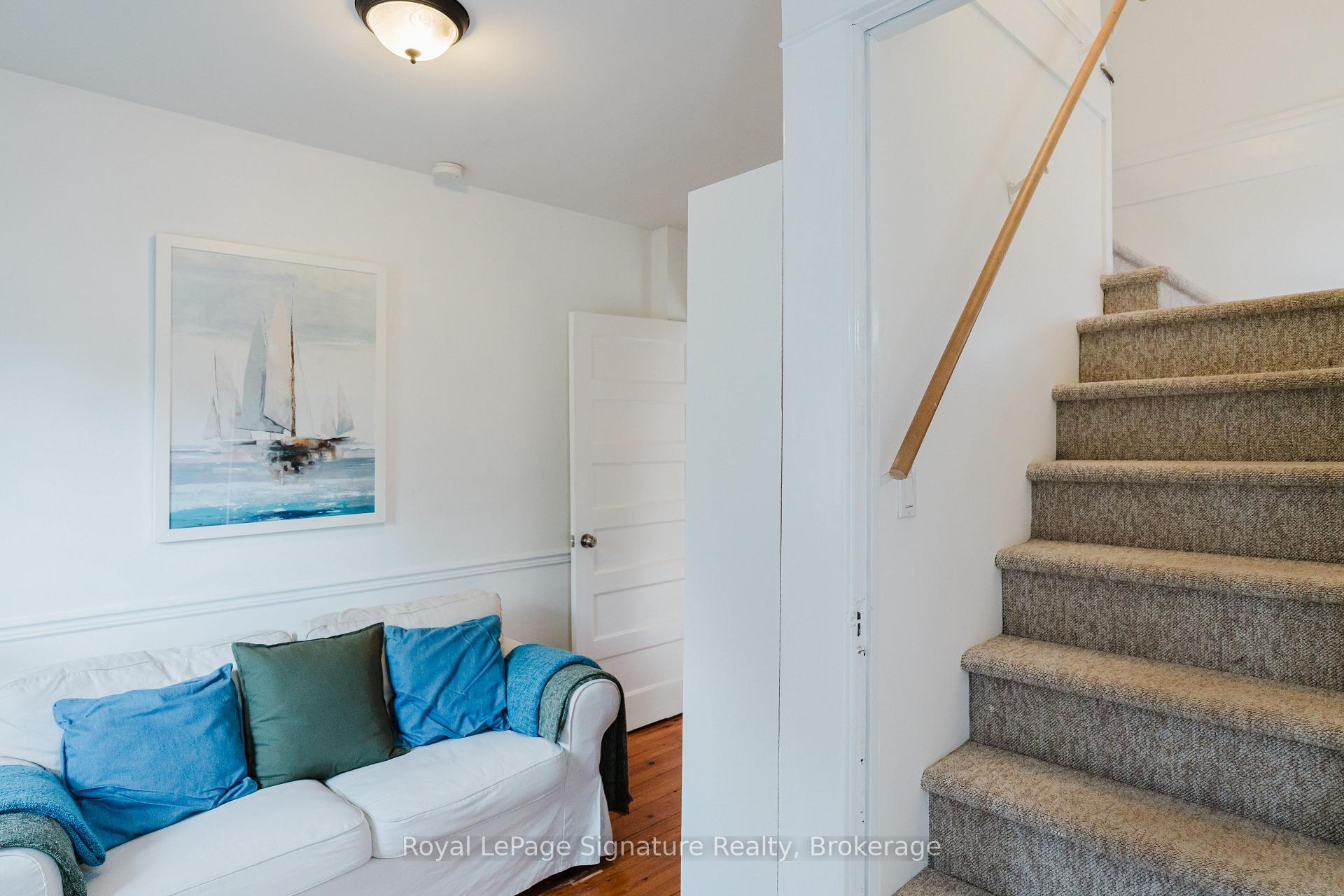Photo 24 of 76 Trowbridge Street W, Meaford — HOMEH