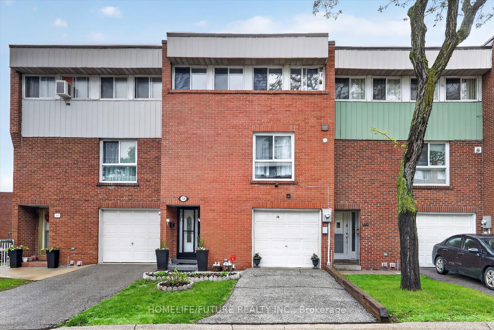 Photo 3 of Unit 70, 38 John Cabot Way, North York, Glenfield-Jane Heights — HOMEH