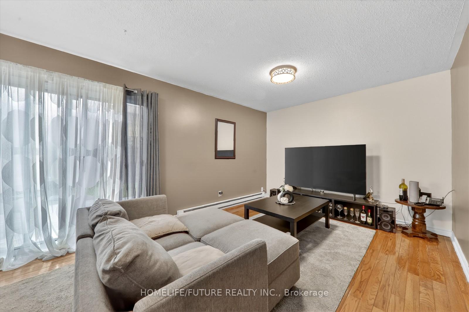 Photo 9 of Unit 70, 38 John Cabot Way, North York, Glenfield-Jane Heights — HOMEH