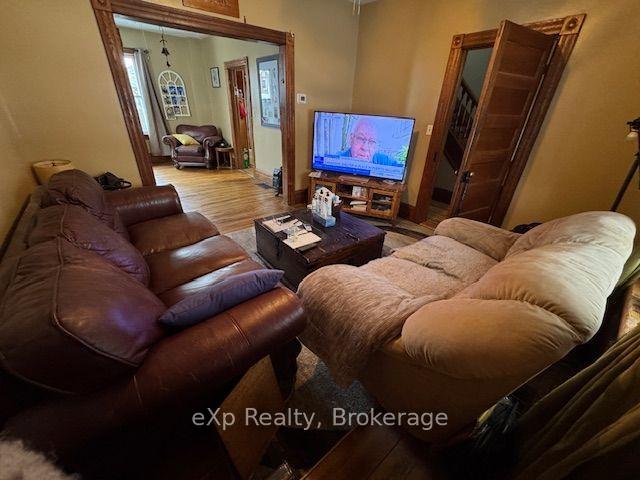 Photo 14 of 1775 4th Avenue W, Owen Sound — HOMEH