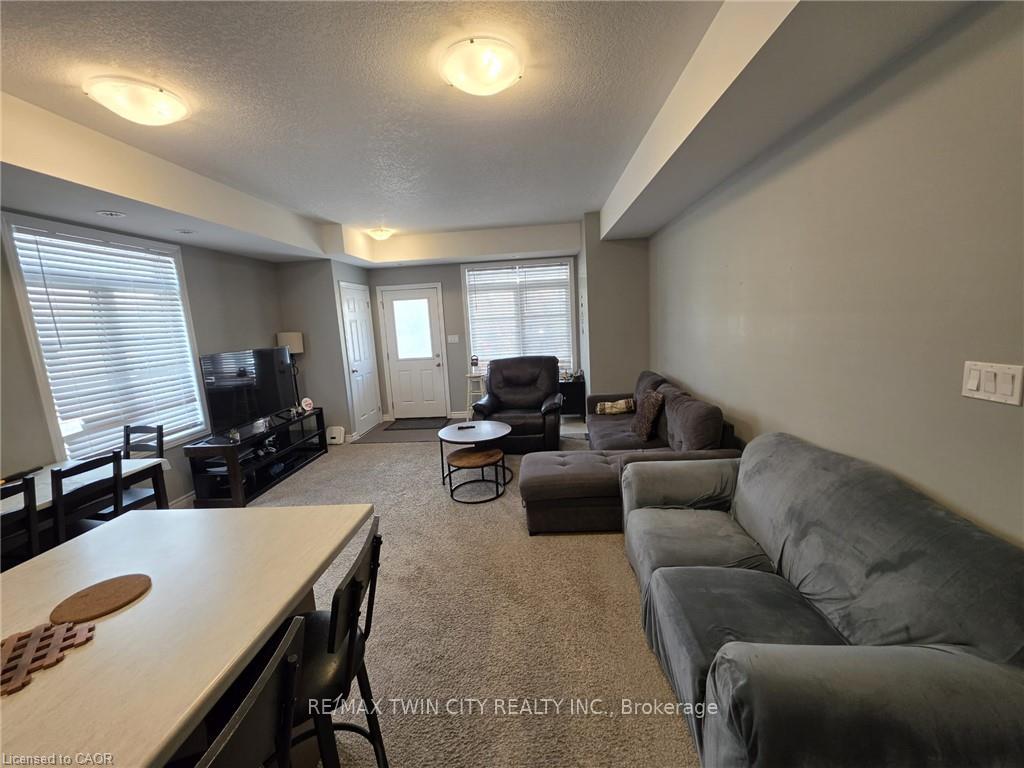 Photo 7 of Unit 32, 60 Oat Lane, Kitchener, Huron Park — HOMEH
