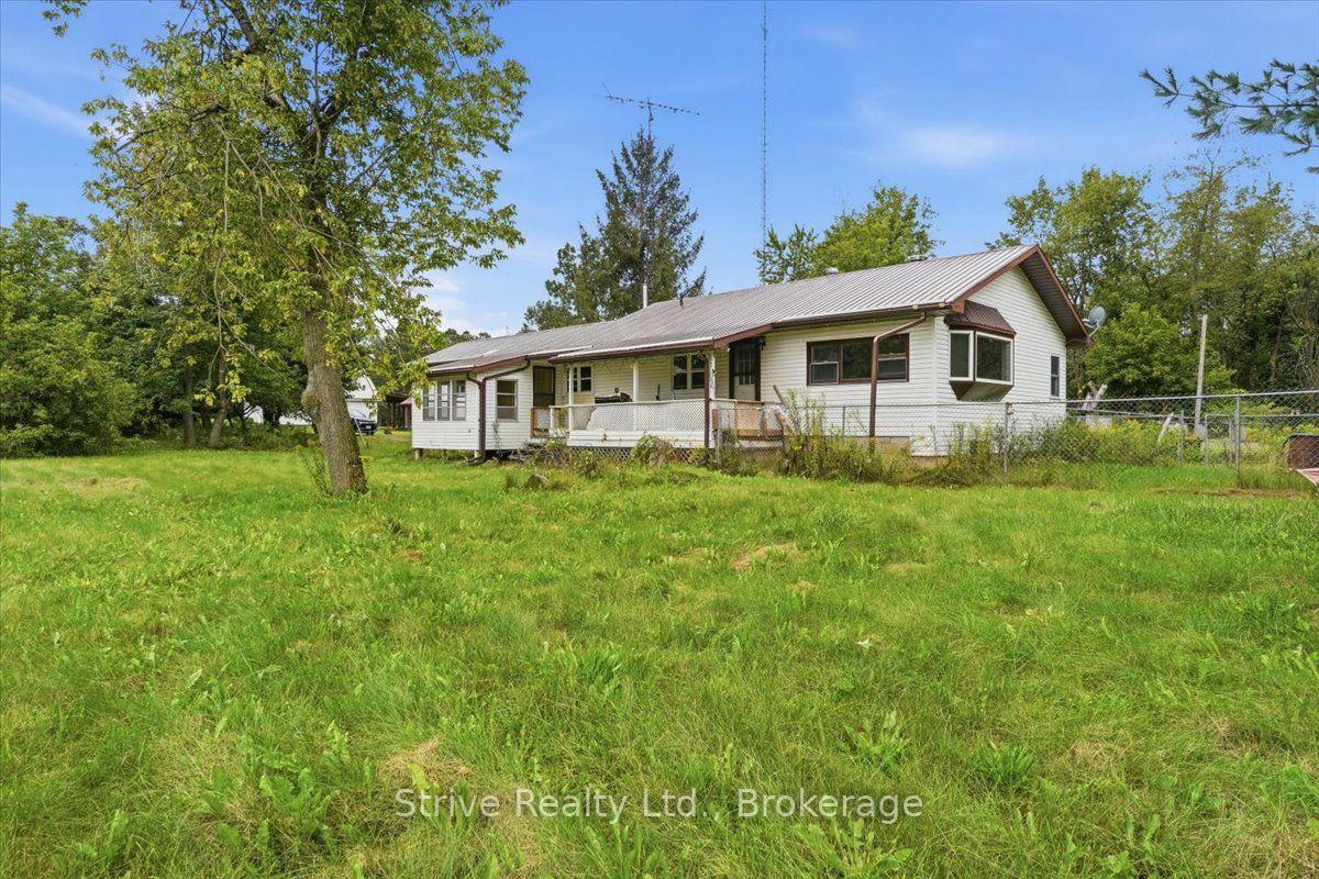 Photo 2 of 16537 Hwy 62, Madoc — HOMEH