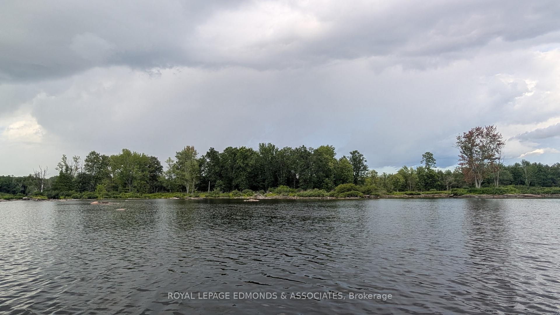 Photo 7 of 1 Morris Island, Laurentian Valley, Laurentian Valley — HOMEH