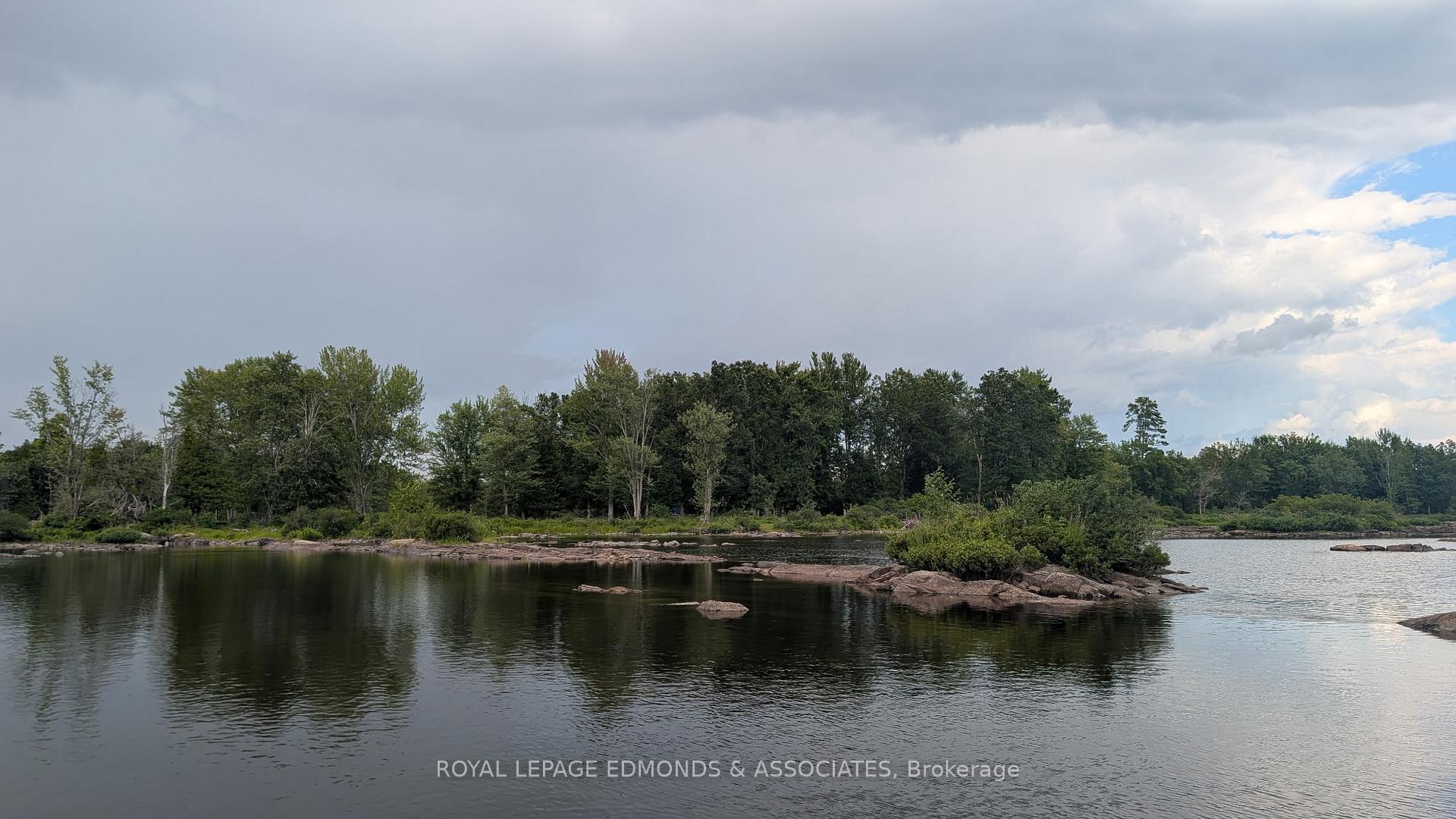 Photo 9 of 1 Morris Island, Laurentian Valley, Laurentian Valley — HOMEH