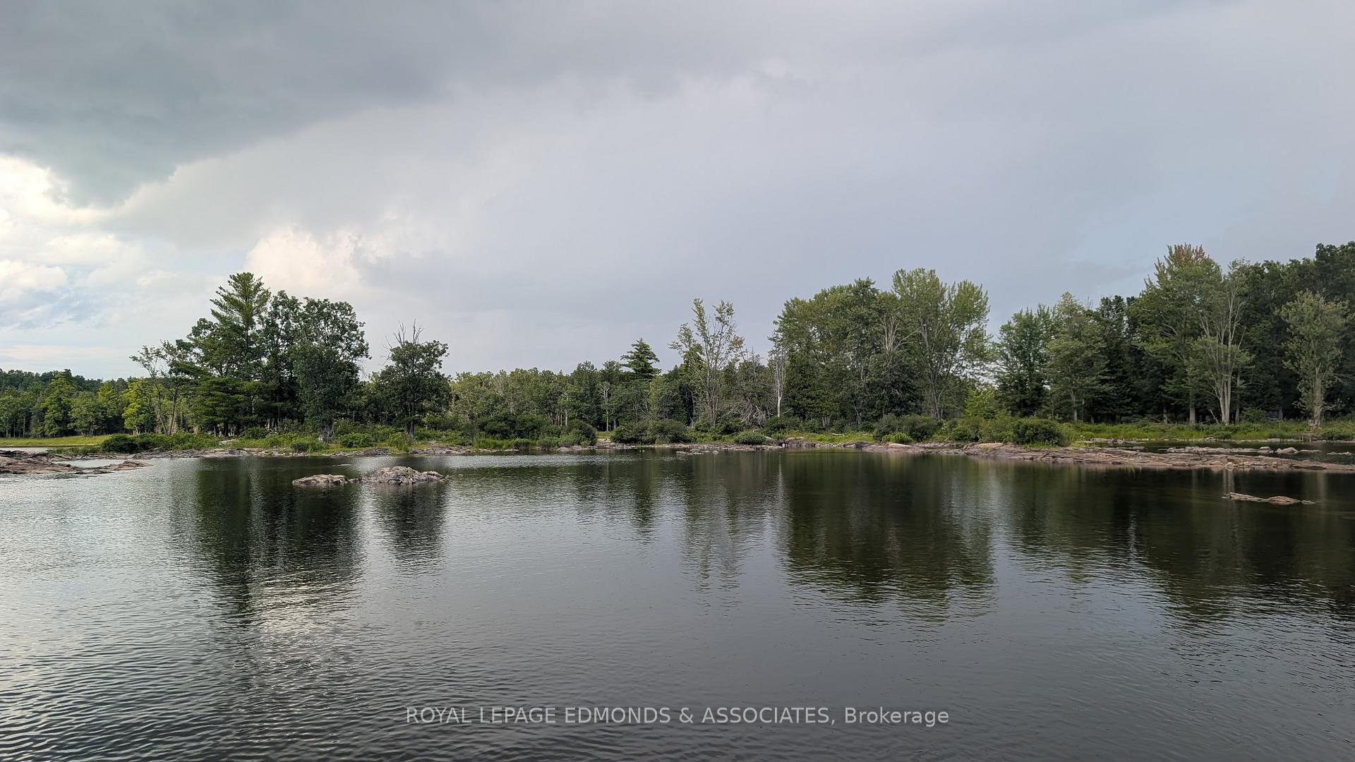 Photo 10 of 1 Morris Island, Laurentian Valley, Laurentian Valley — HOMEH