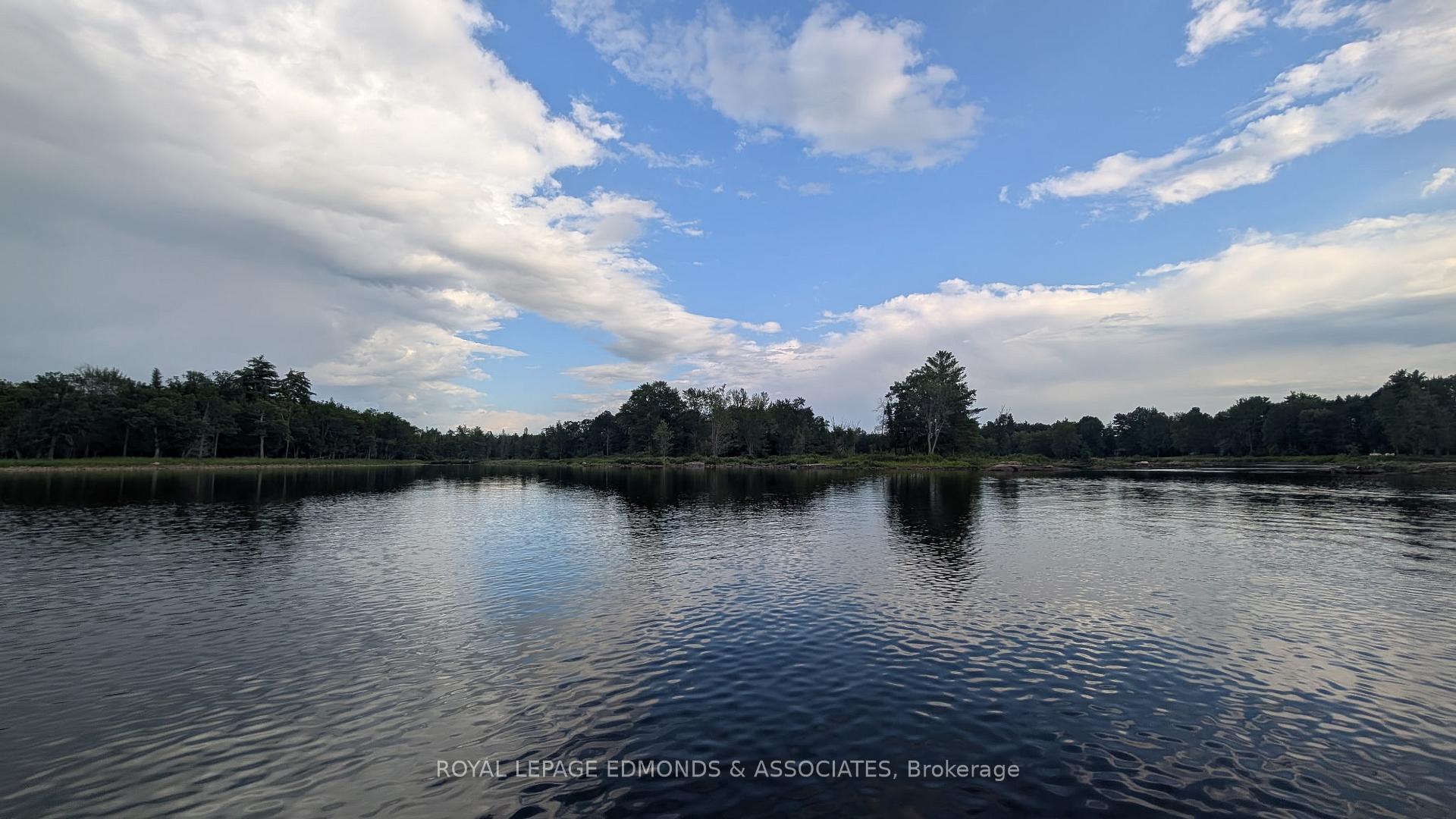Photo 12 of 1 Morris Island, Laurentian Valley, Laurentian Valley — HOMEH