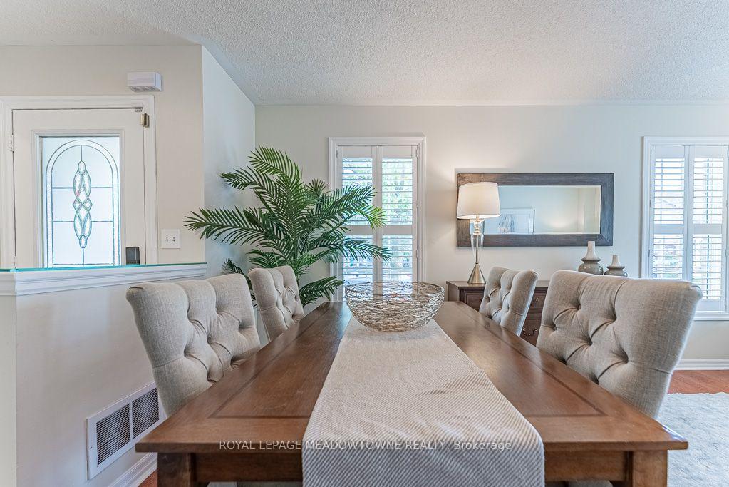 Photo 6 of 1116 Barclay Circle, Milton, Beaty — HOMEH